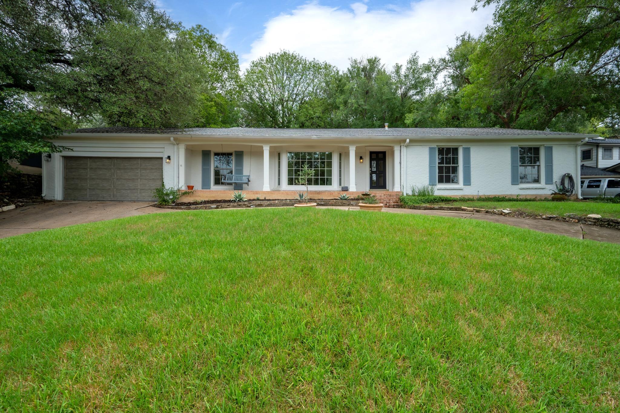 3405 Cascadera DR