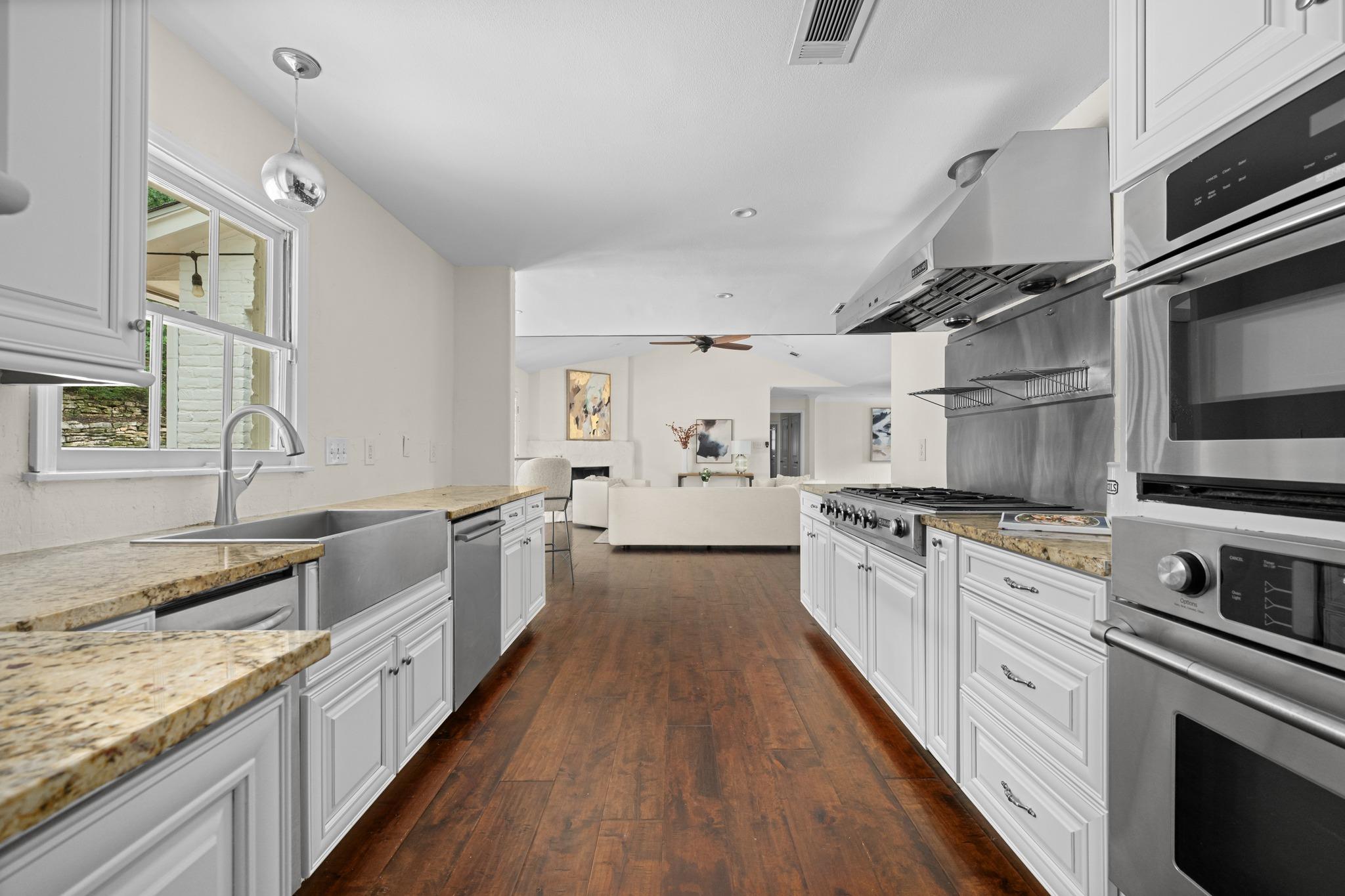 3405 Cascadera DR
