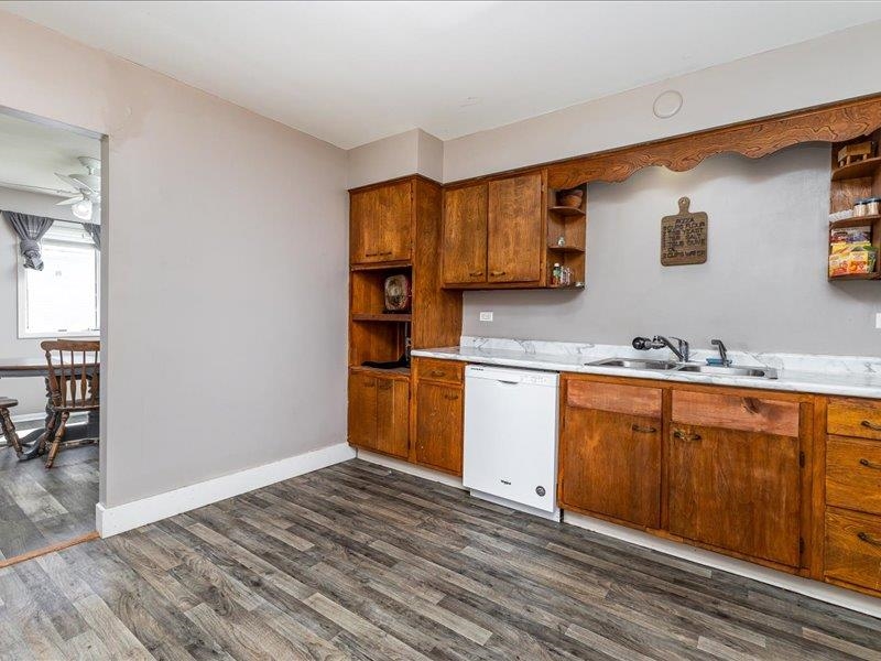 1358 Thomas Place