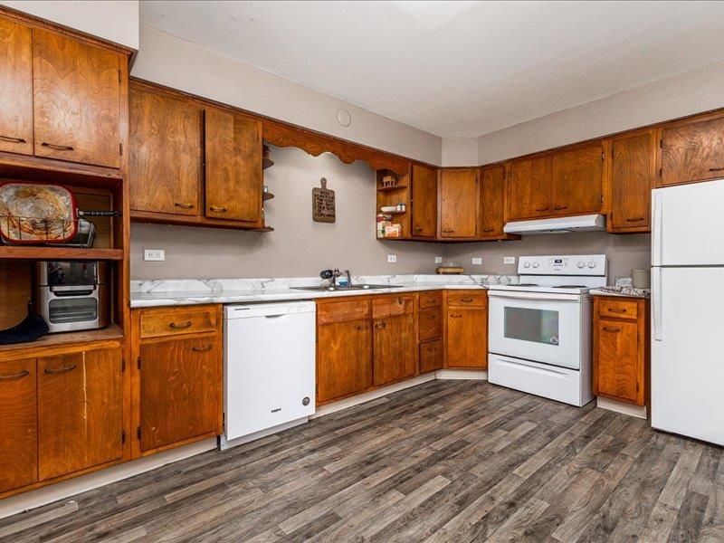 1358 Thomas Place