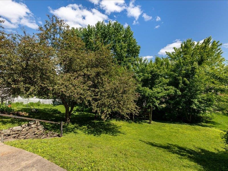 1358 Thomas Place