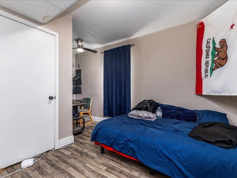 1358 Thomas Place
