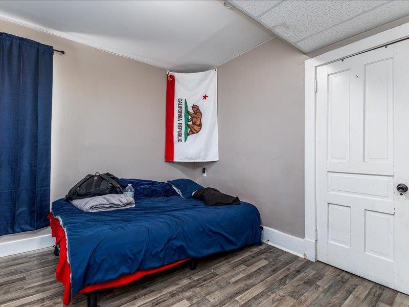 1358 Thomas Place