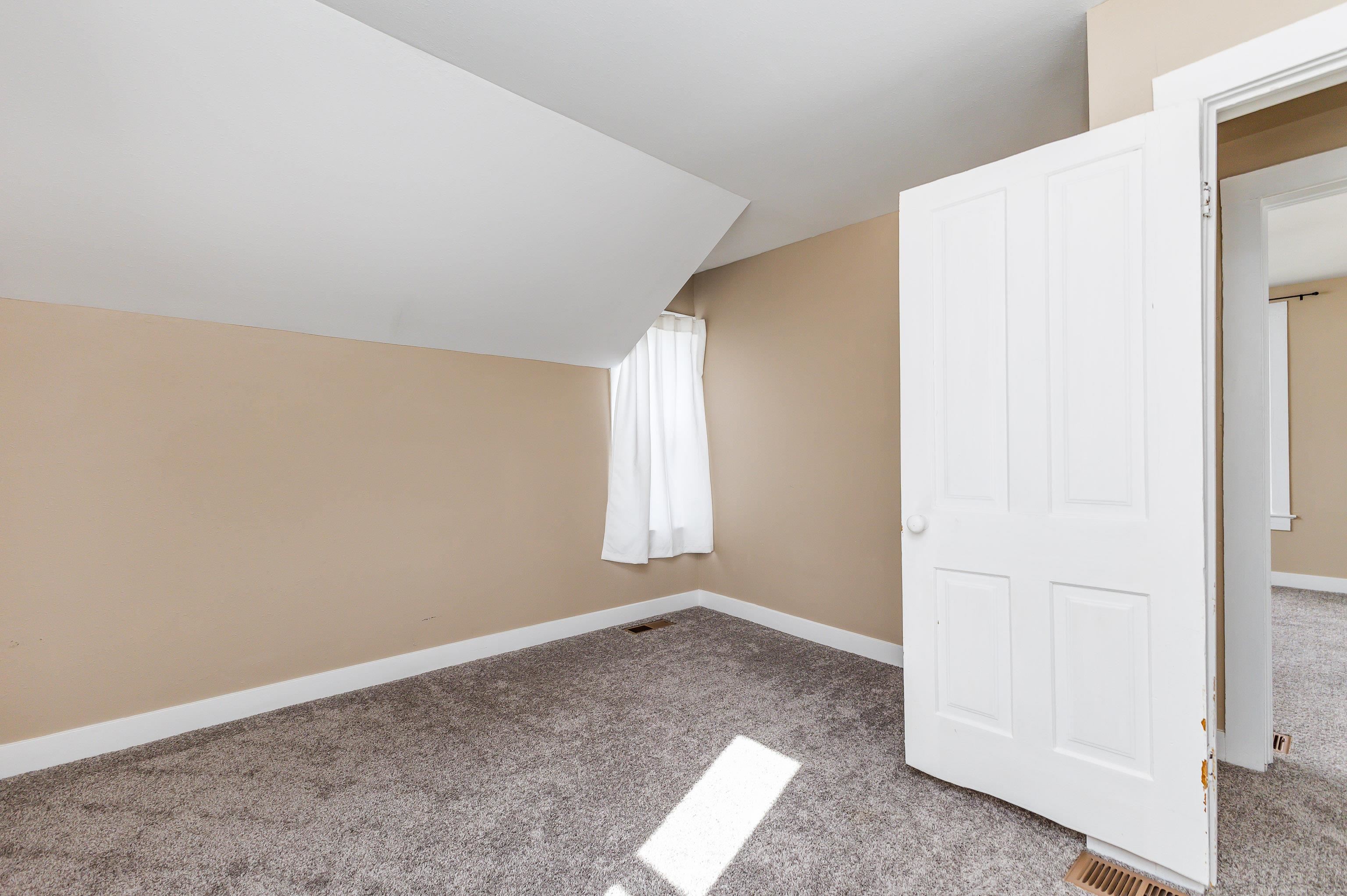 501 Livingston Avenue