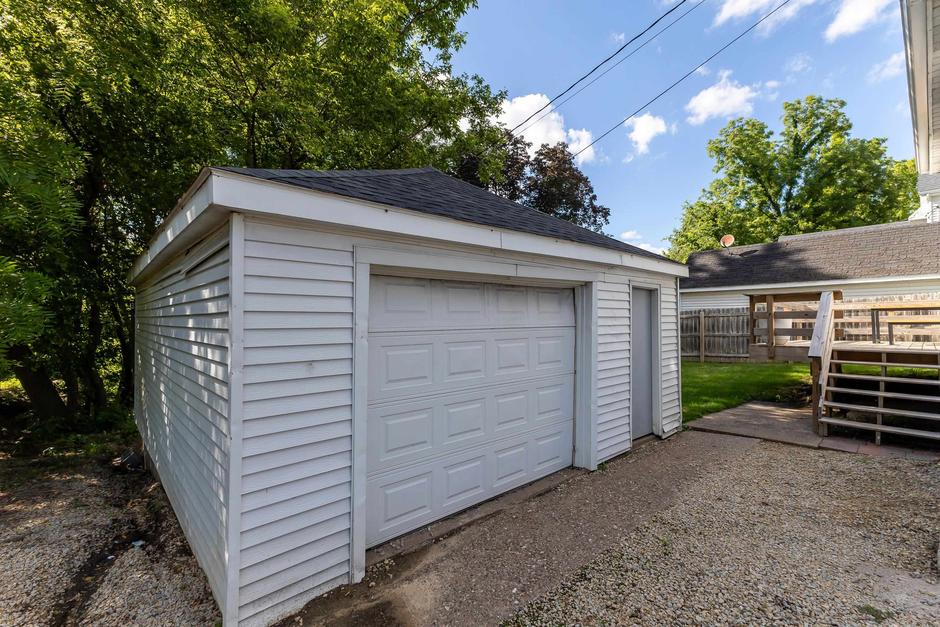 501 Livingston Avenue