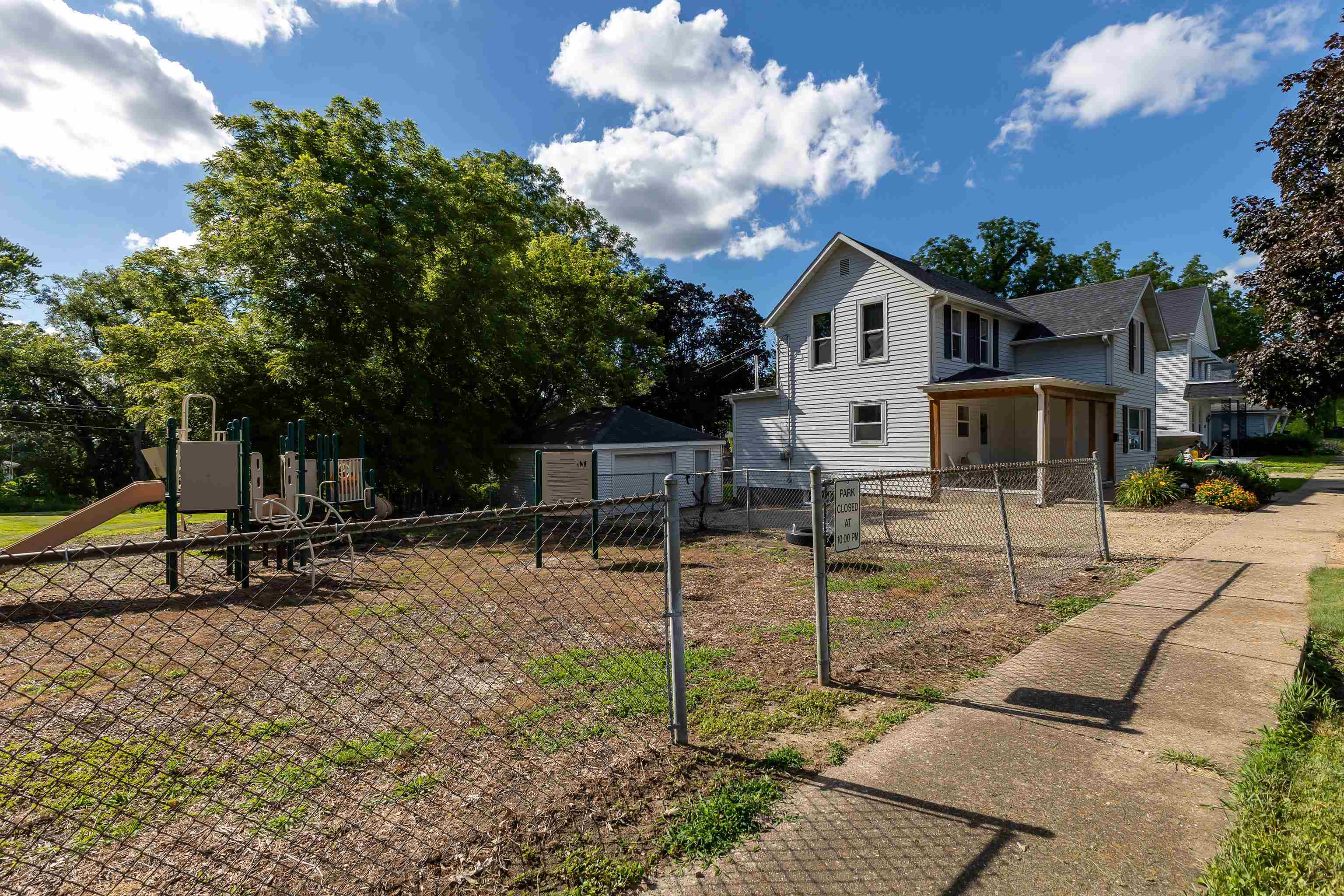 501 Livingston Avenue