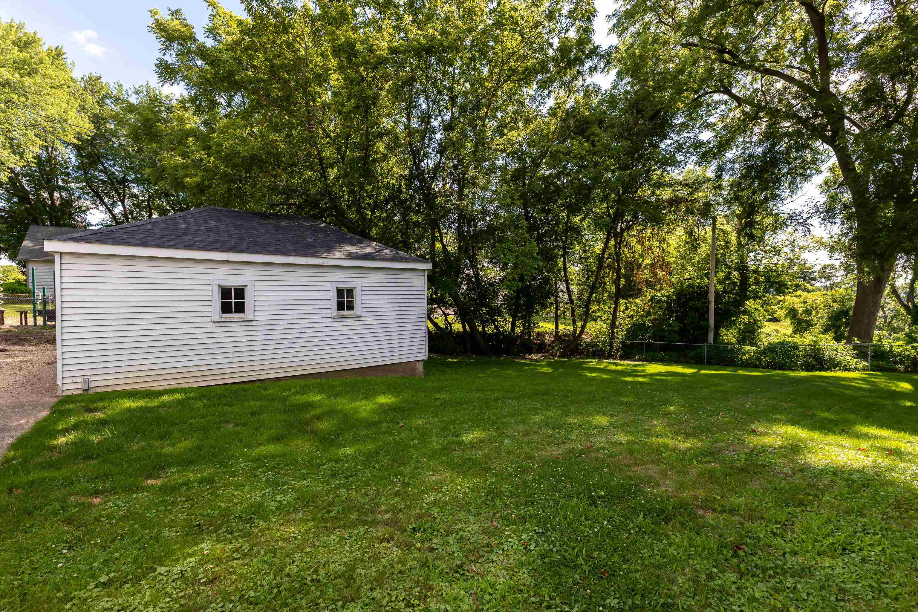 501 Livingston Avenue