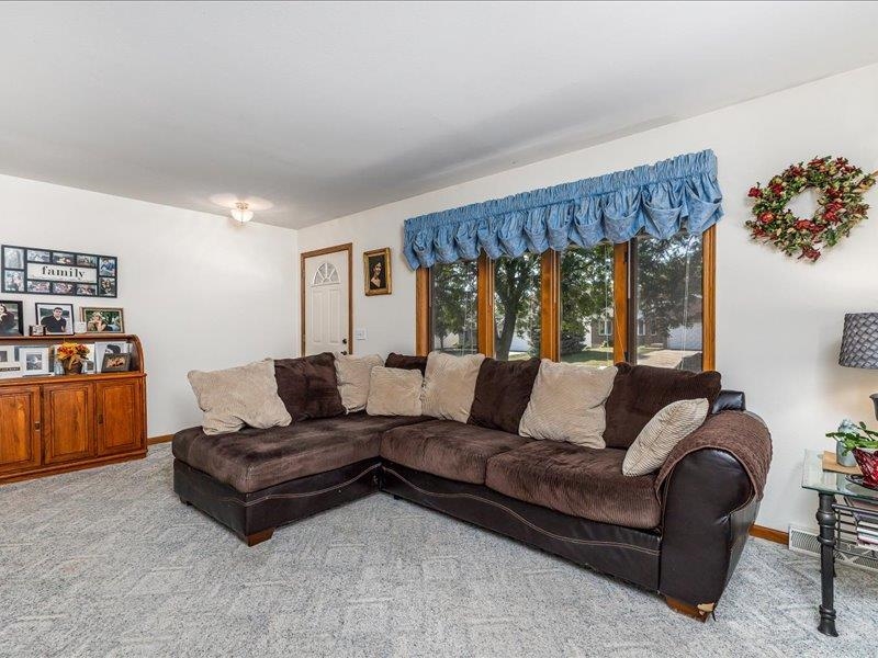 4438 Camelot Drive