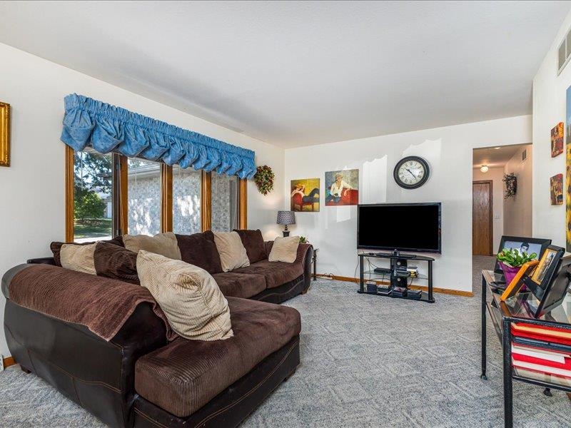 4438 Camelot Drive
