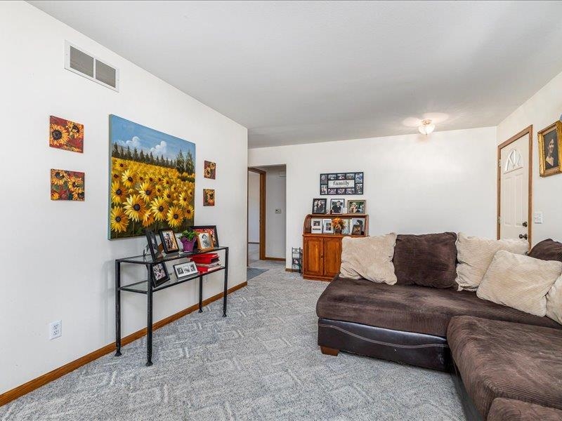 4438 Camelot Drive