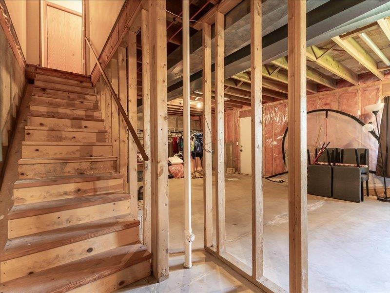4438 Camelot Drive