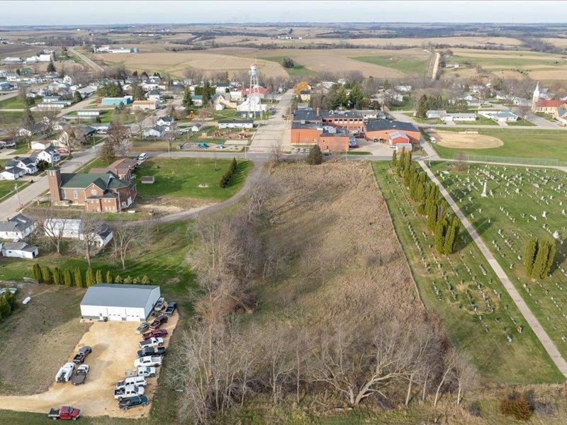 Lot 2 & 3 E Madison Street