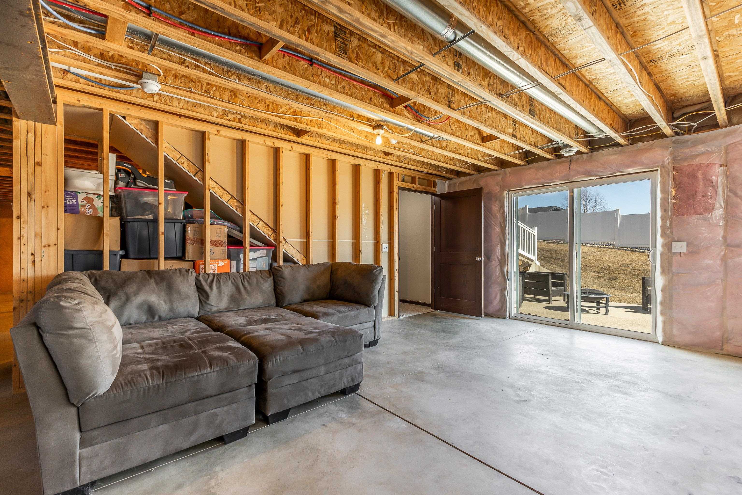 6524 N Dorchester Lane