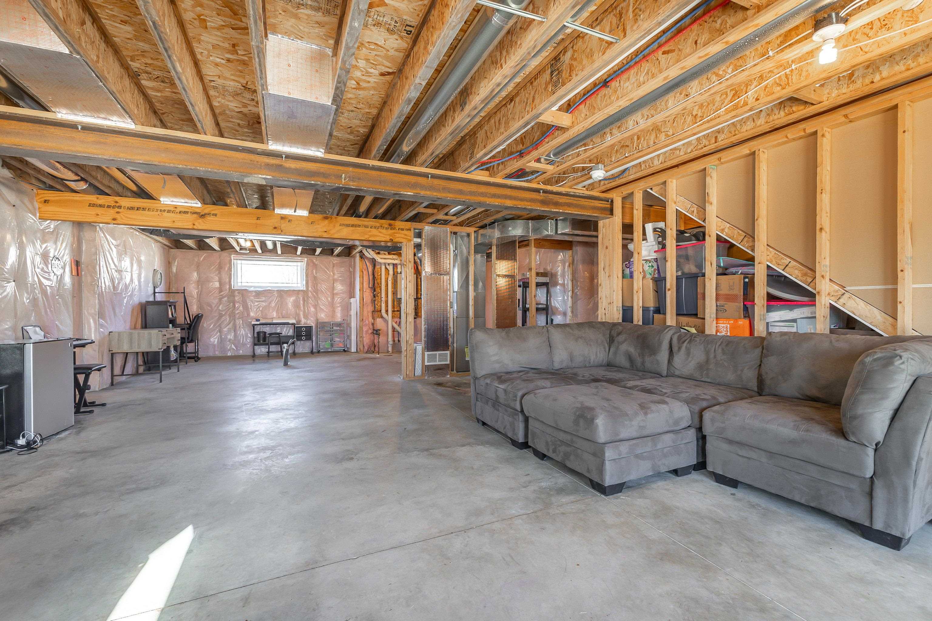 6524 N Dorchester Lane