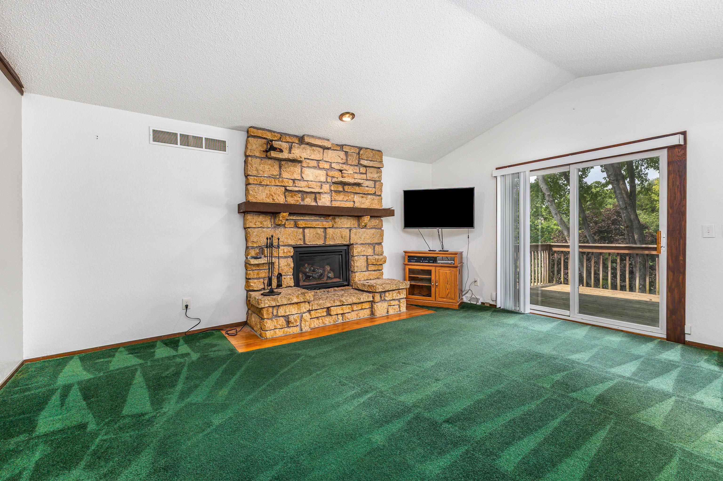 894 Berkley Court