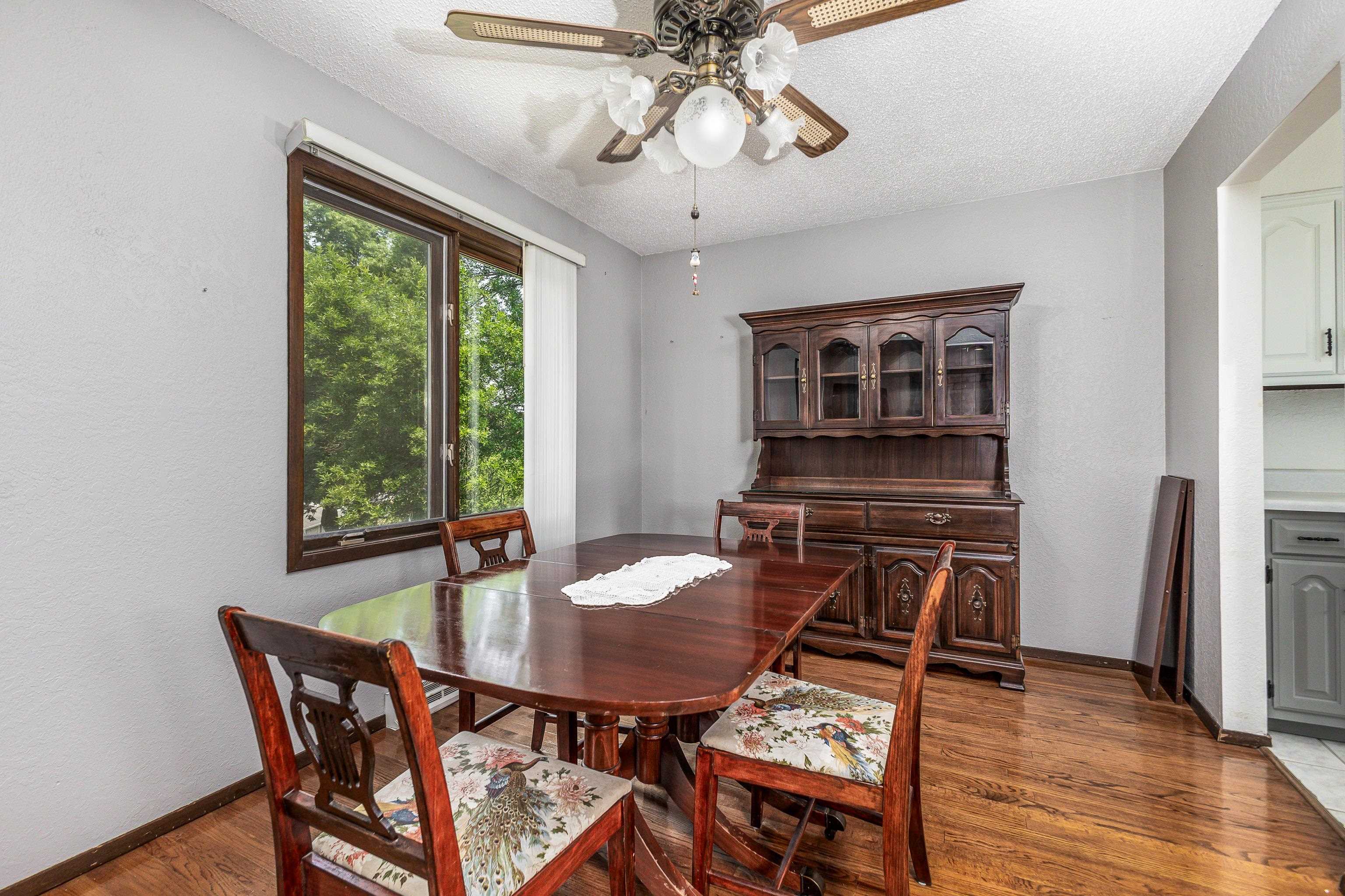 894 Berkley Court