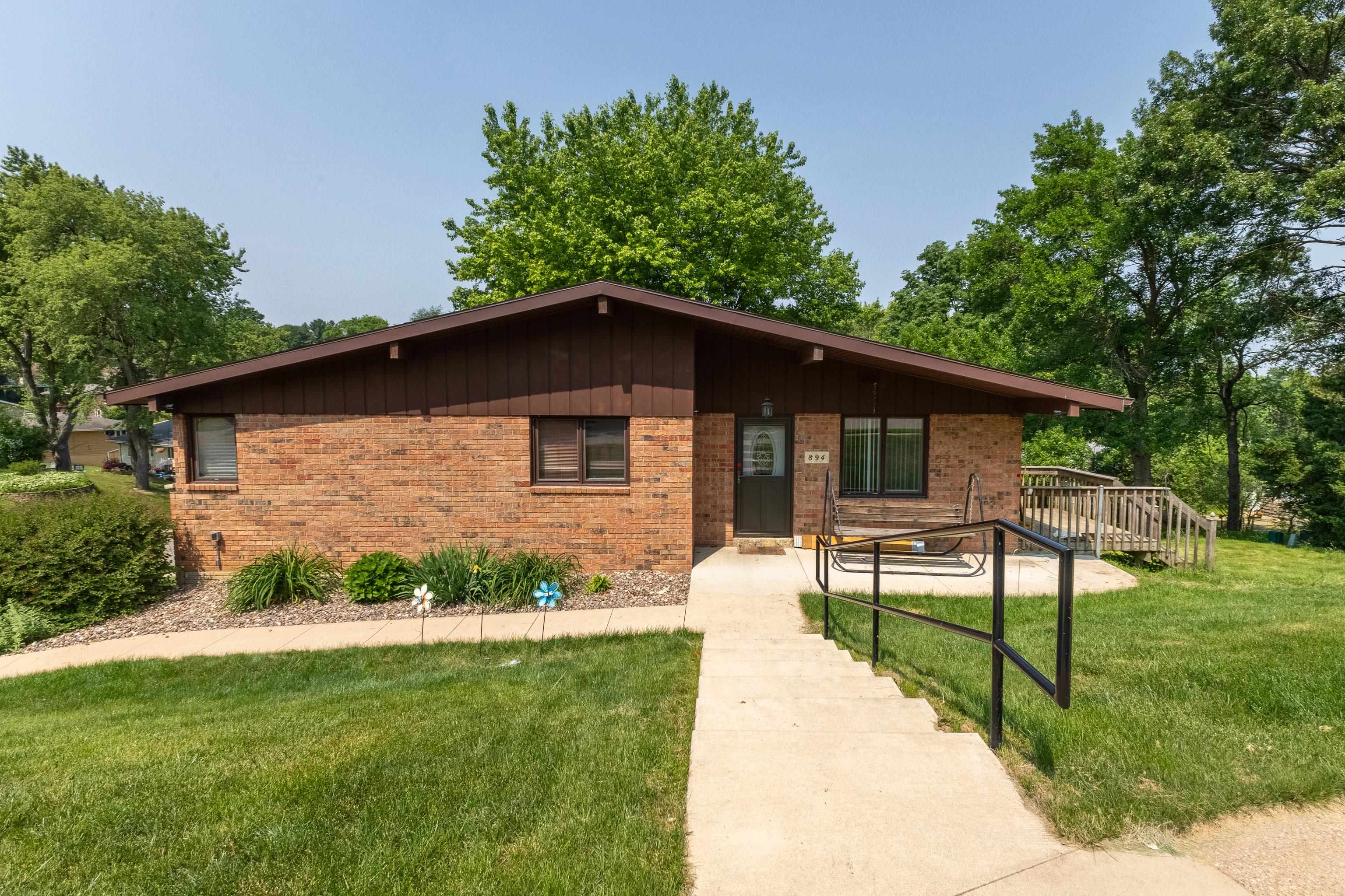 894 Berkley Court