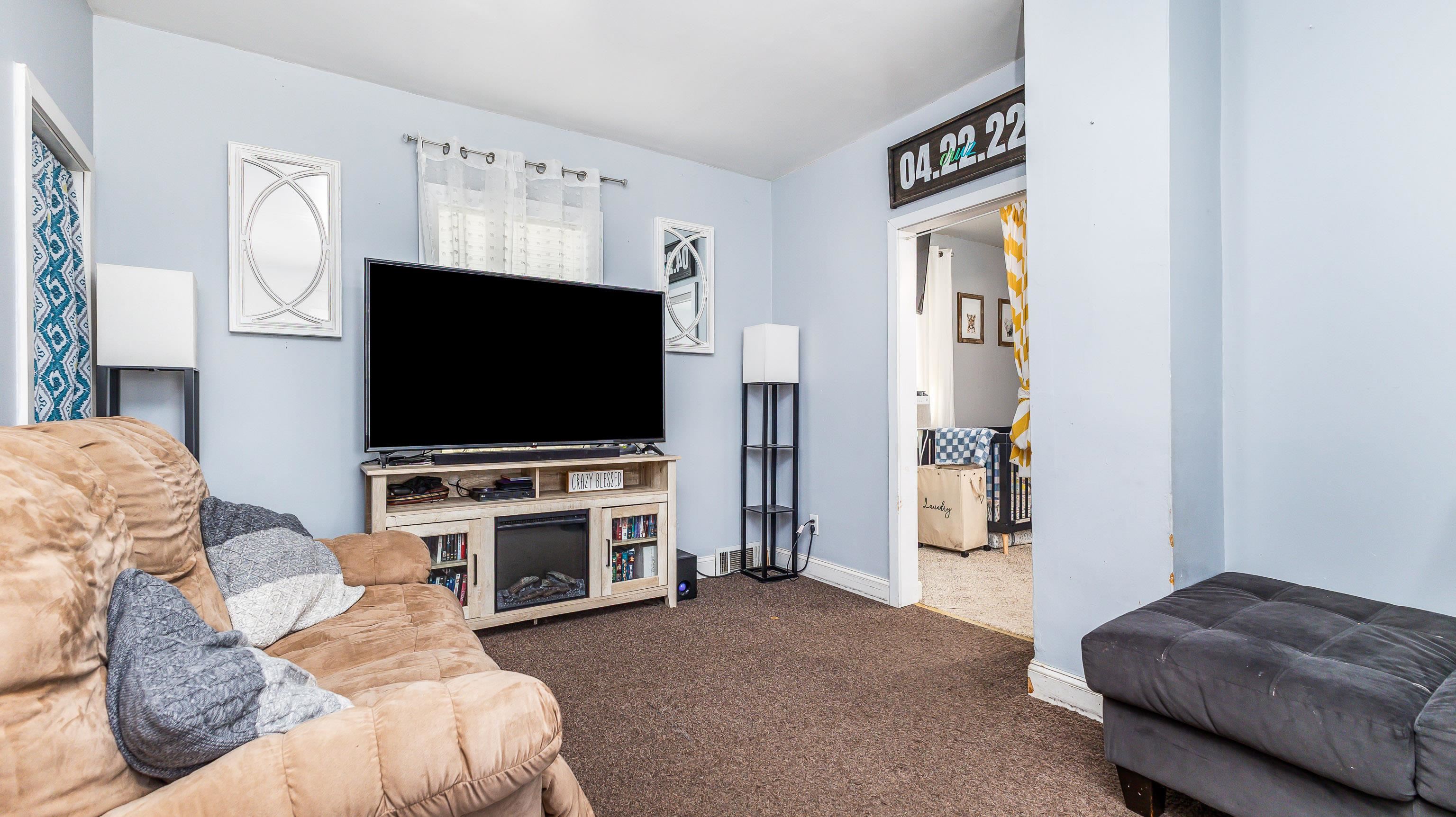 2940 Elm Street