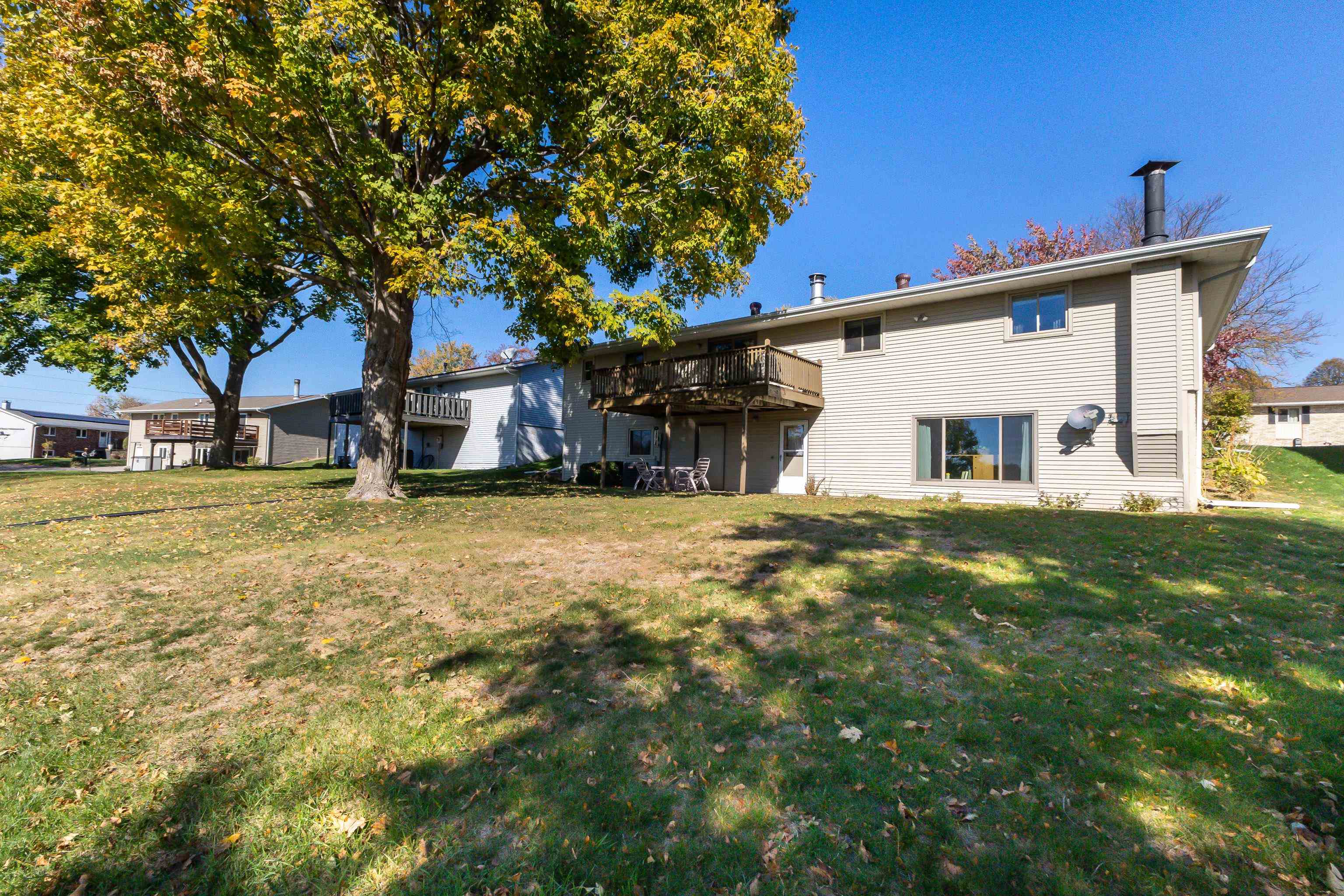 3962 Aurora Street
