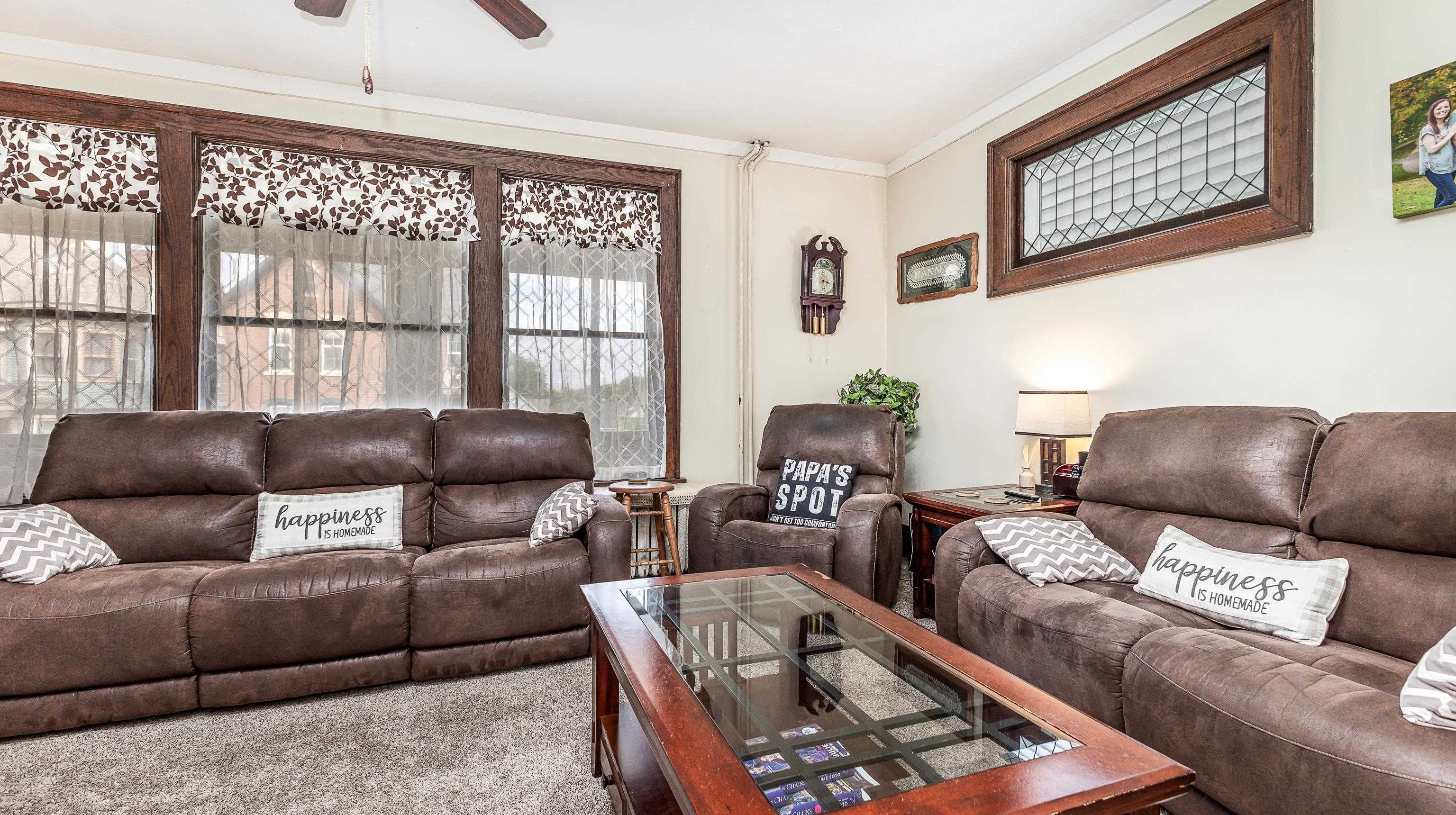 1081 Center Place