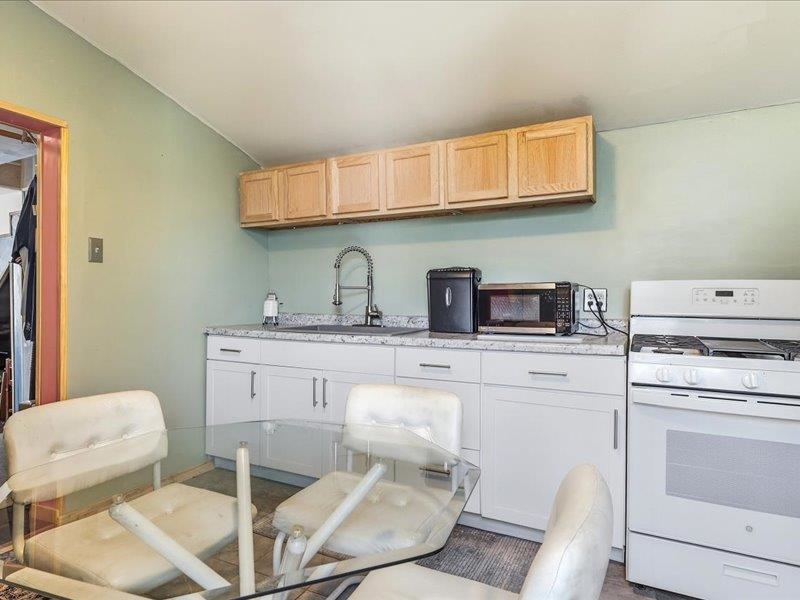 165 W 24th Street