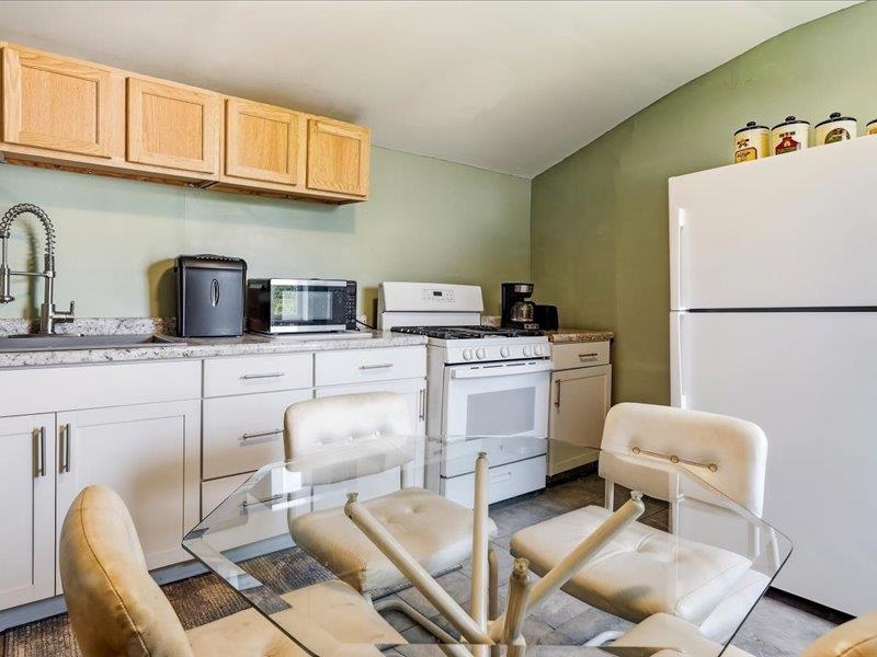 165 W 24th Street
