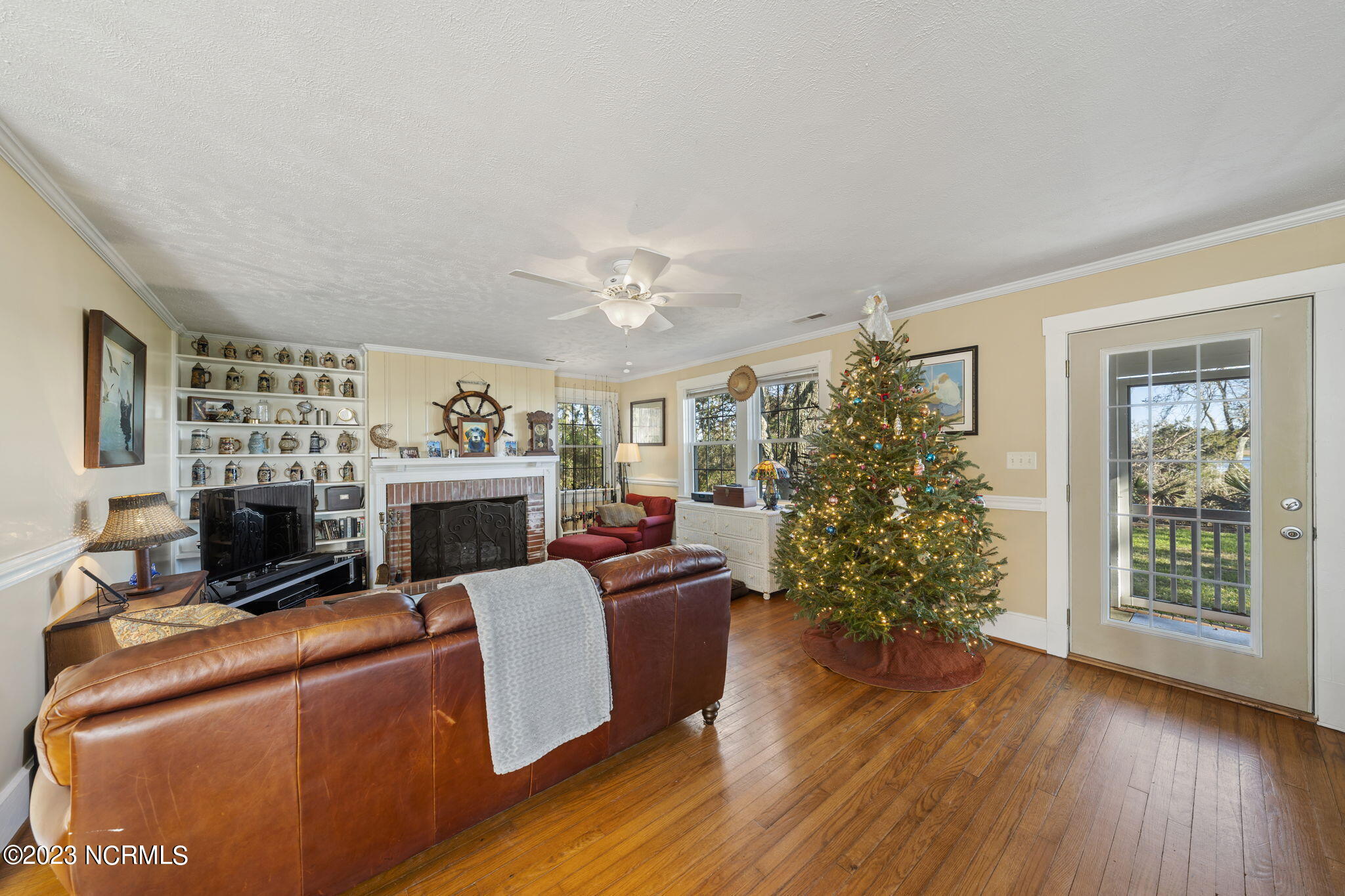 1306 Hill Valley Walk