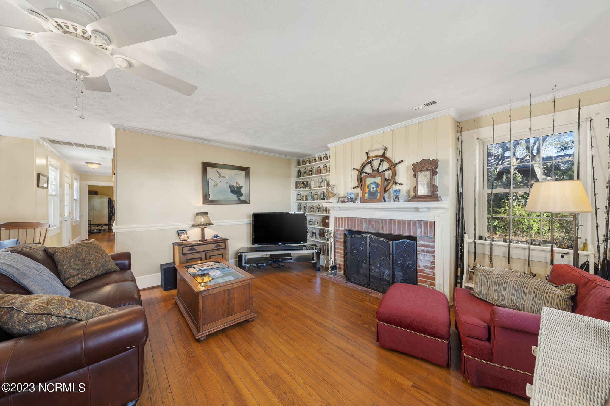 1306 Hill Valley Walk