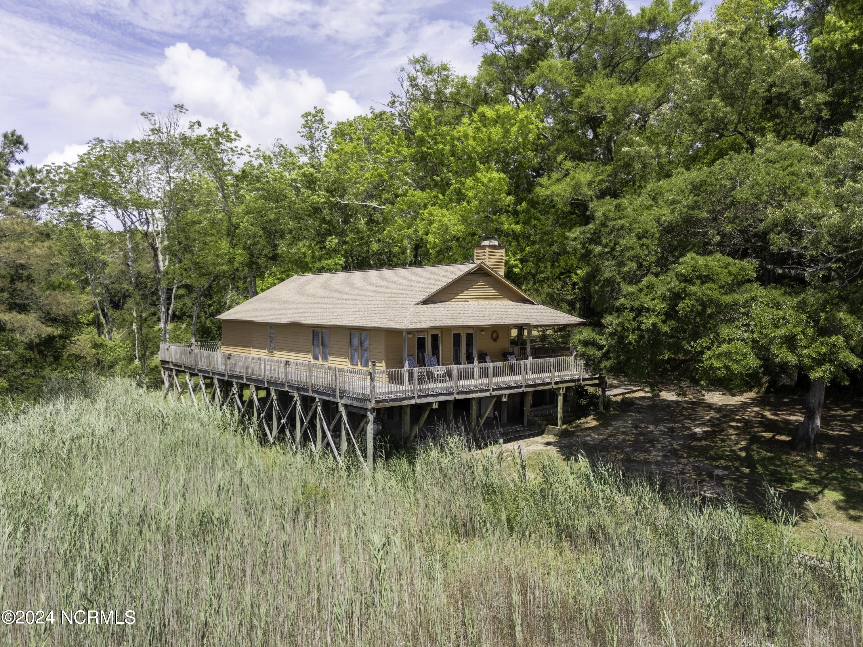 1628 Sunrise Lane