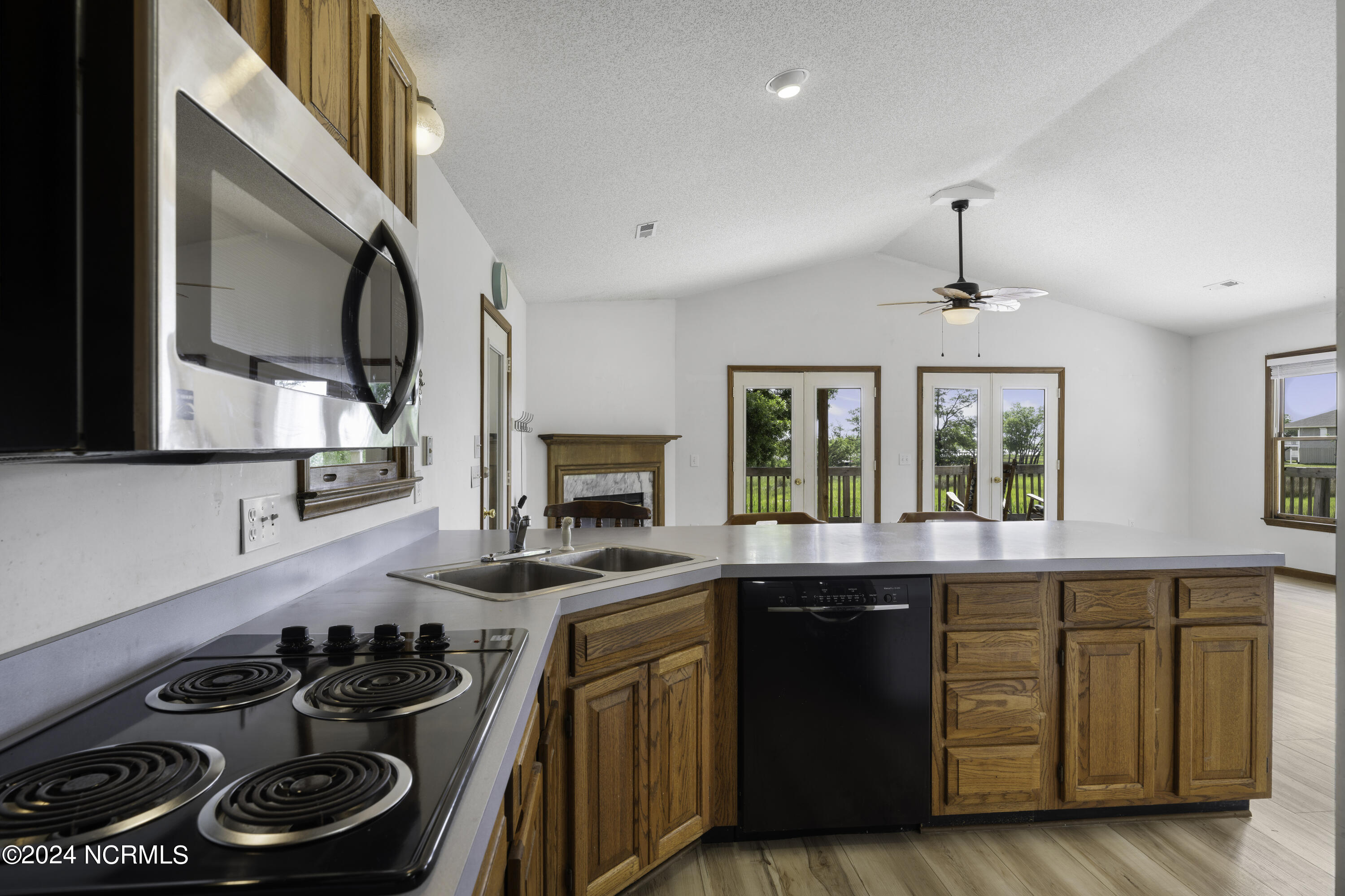 1628 Sunrise Lane