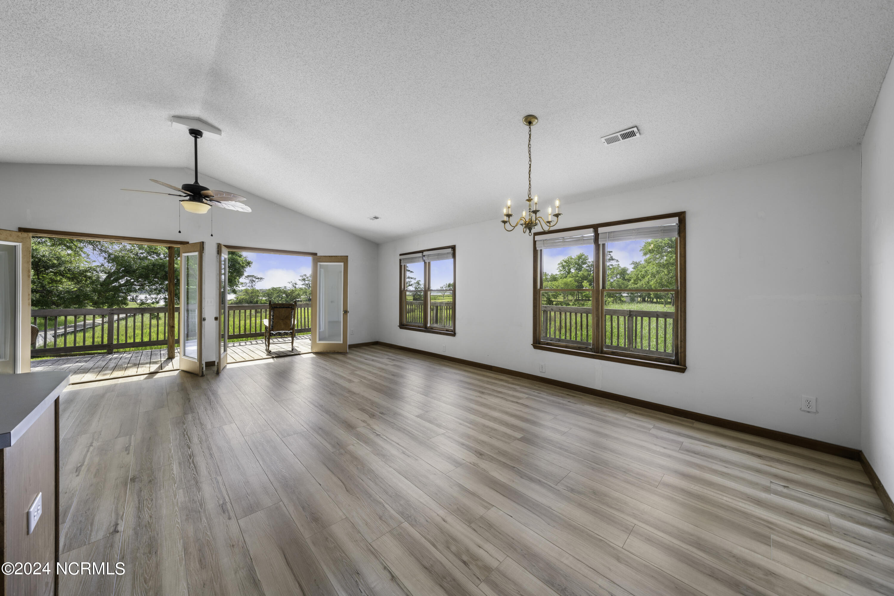 1628 Sunrise Lane