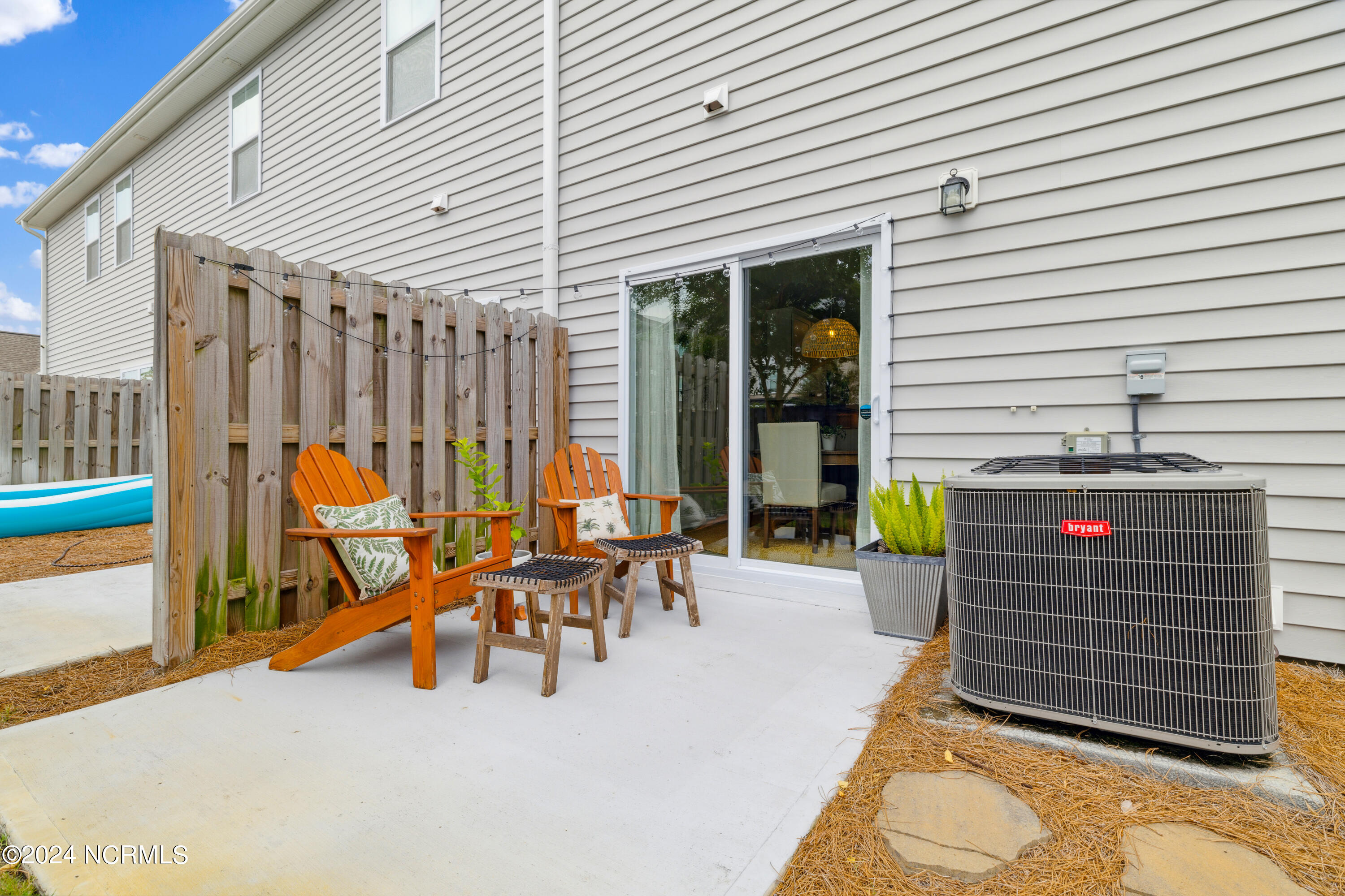1612 Bratton Court