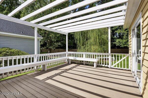 5612 Shell Road Village Drive