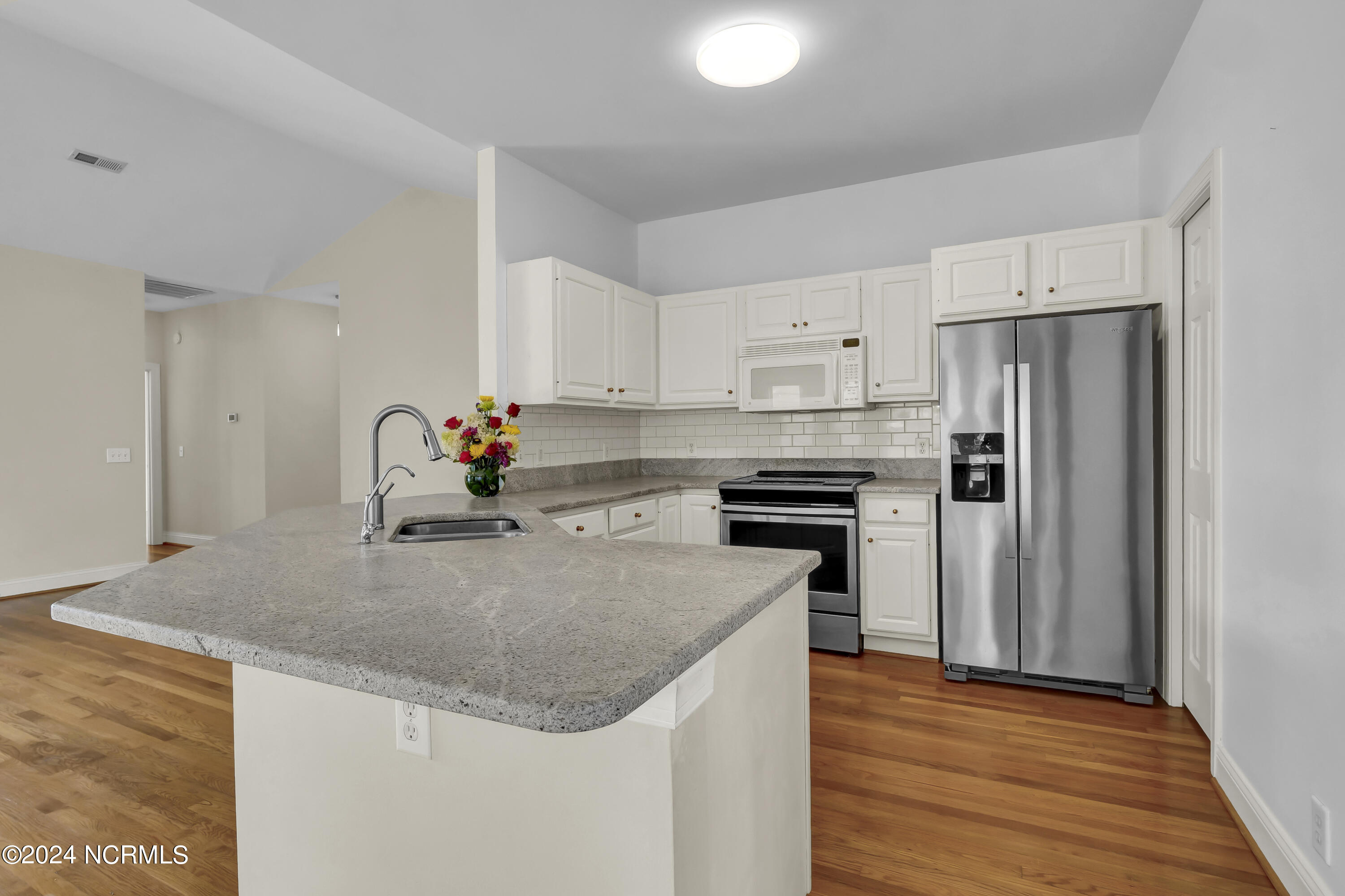 5612 Shell Road Village Drive