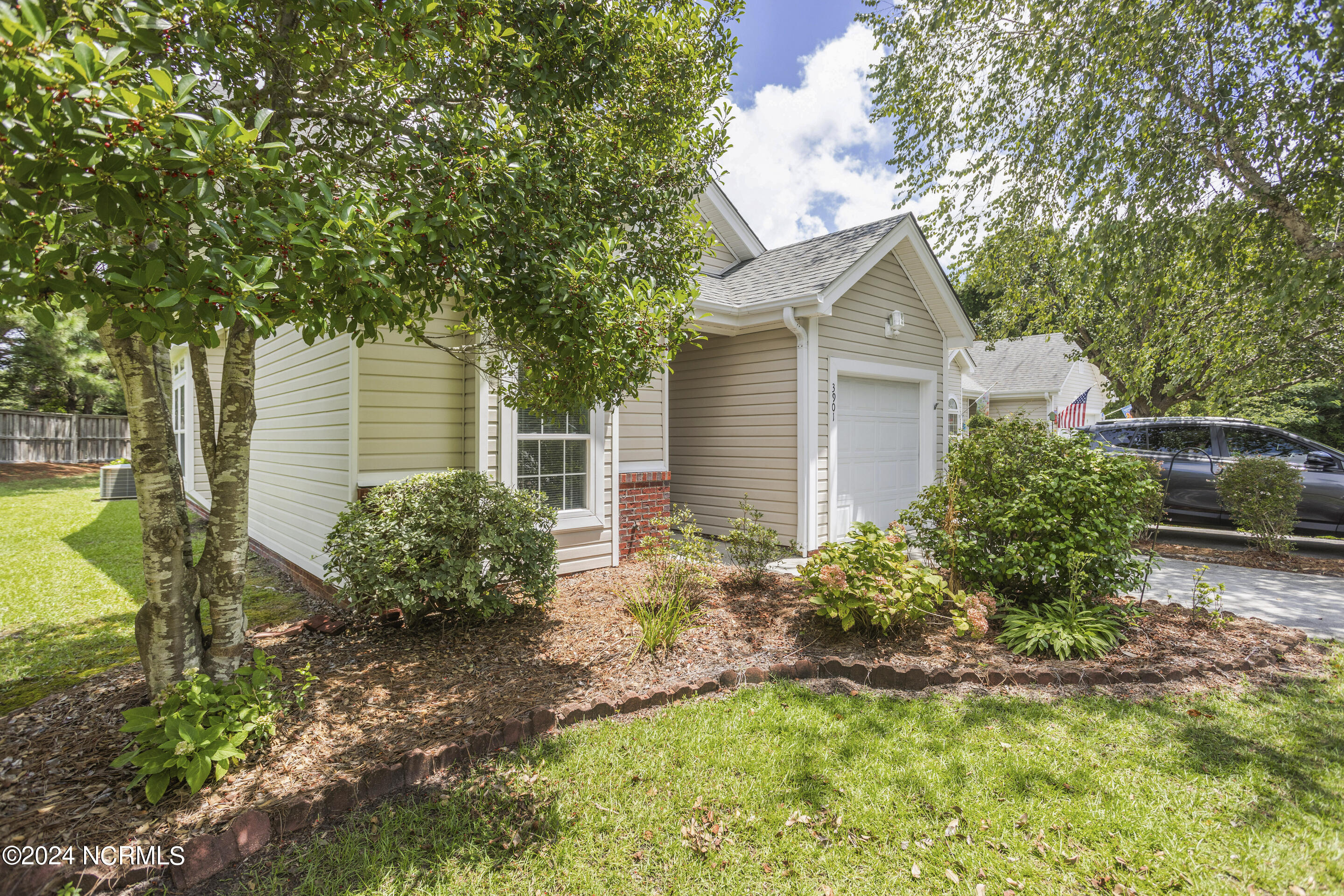 3901 Mayfield Court