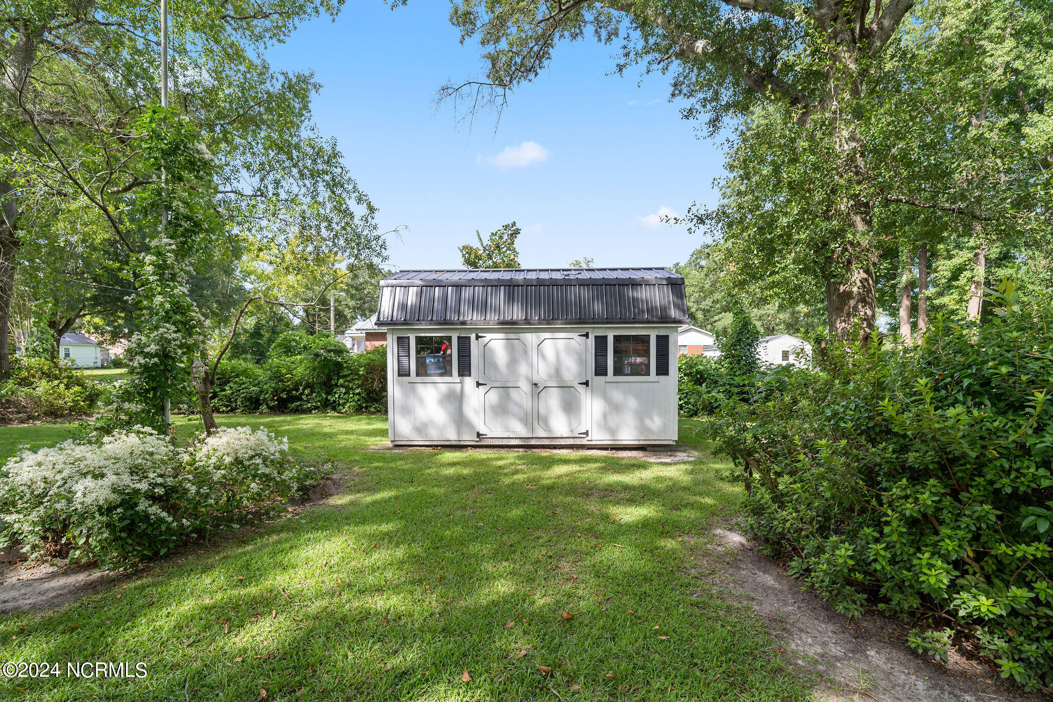 303 N Cowan Street