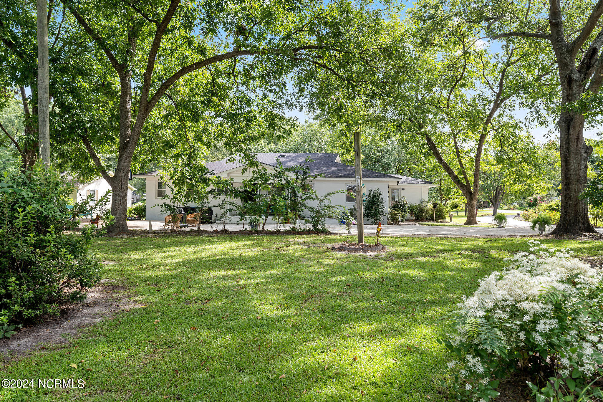 303 N Cowan Street