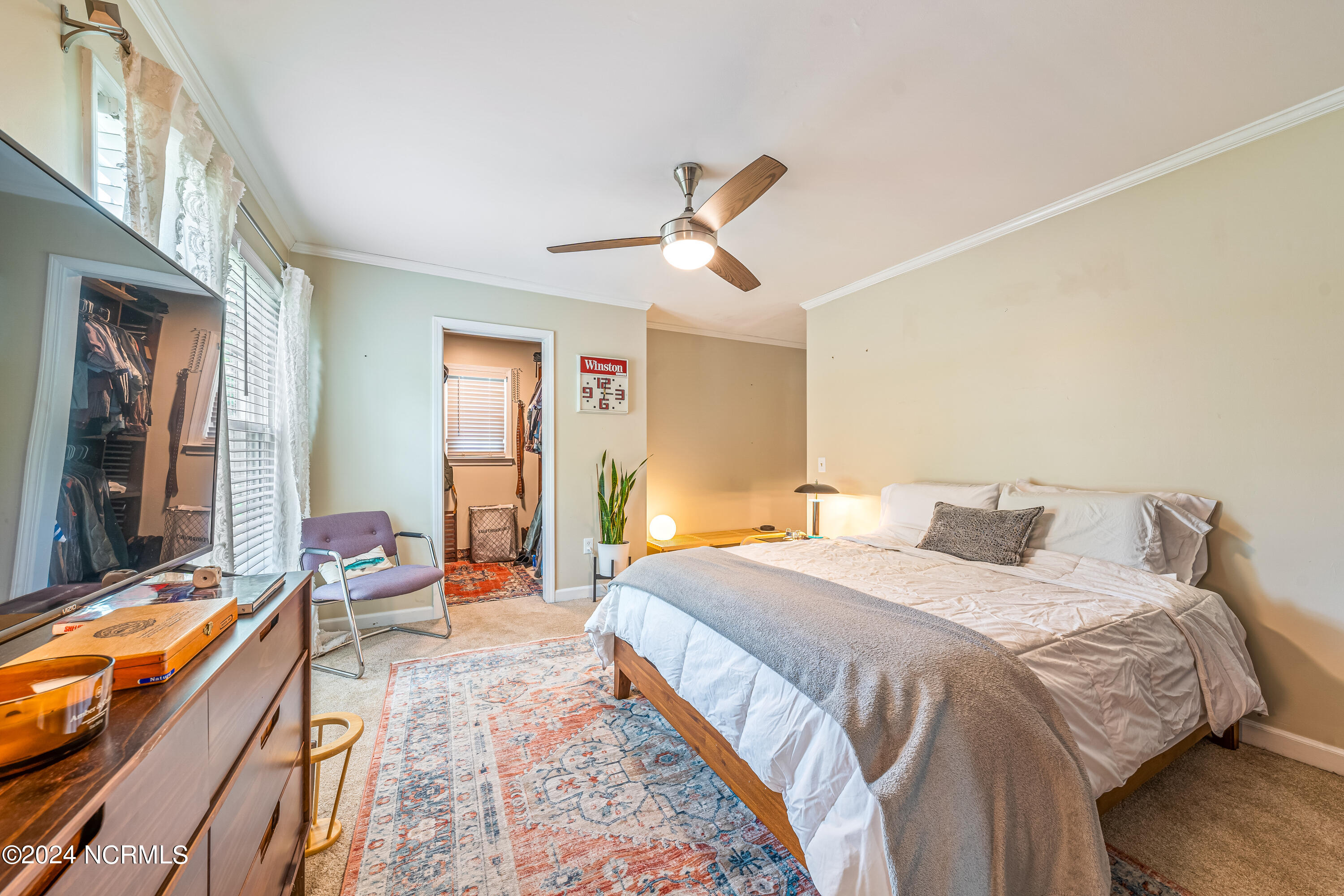318 W Blackbeard Road