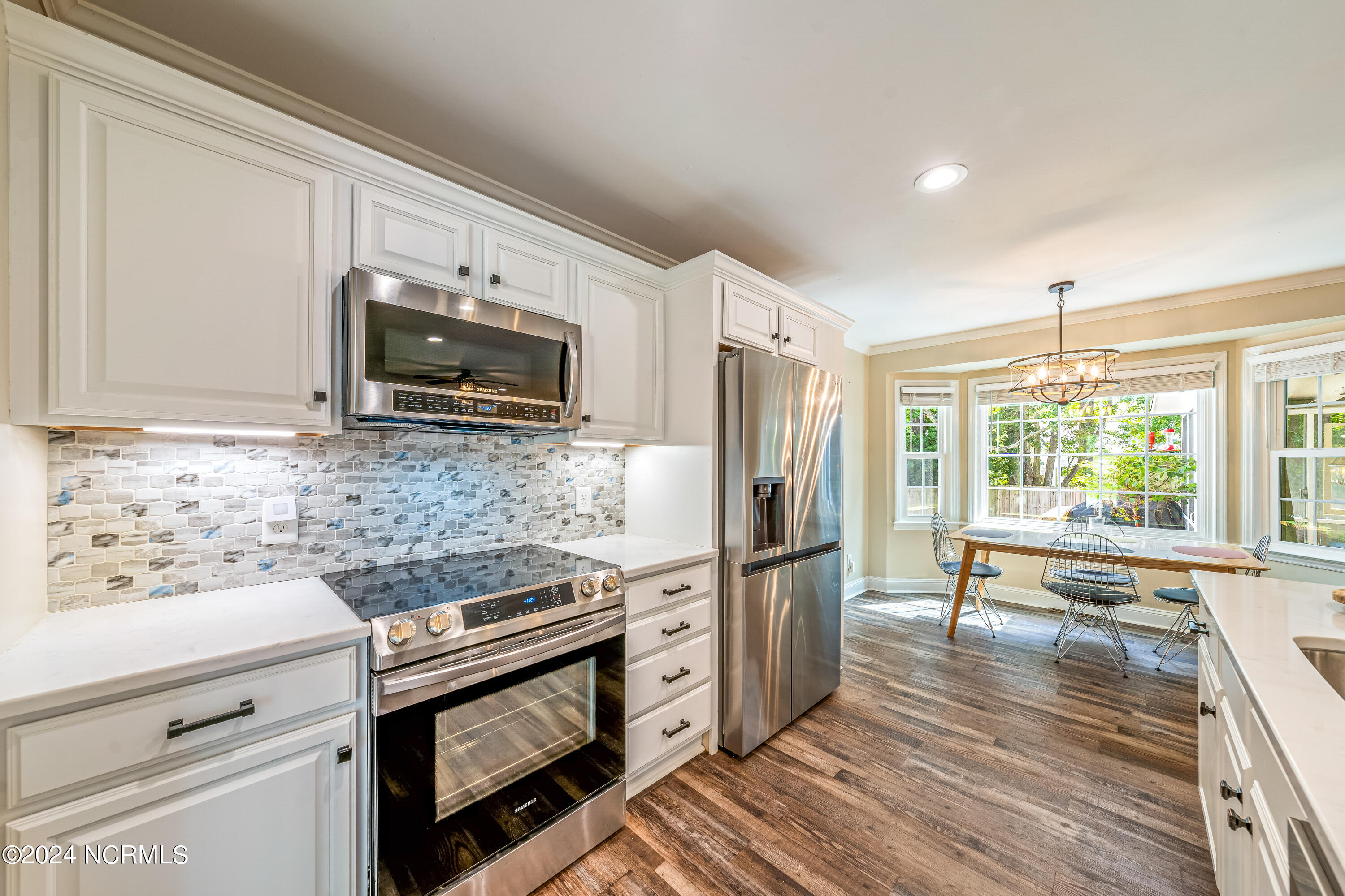 318 W Blackbeard Road