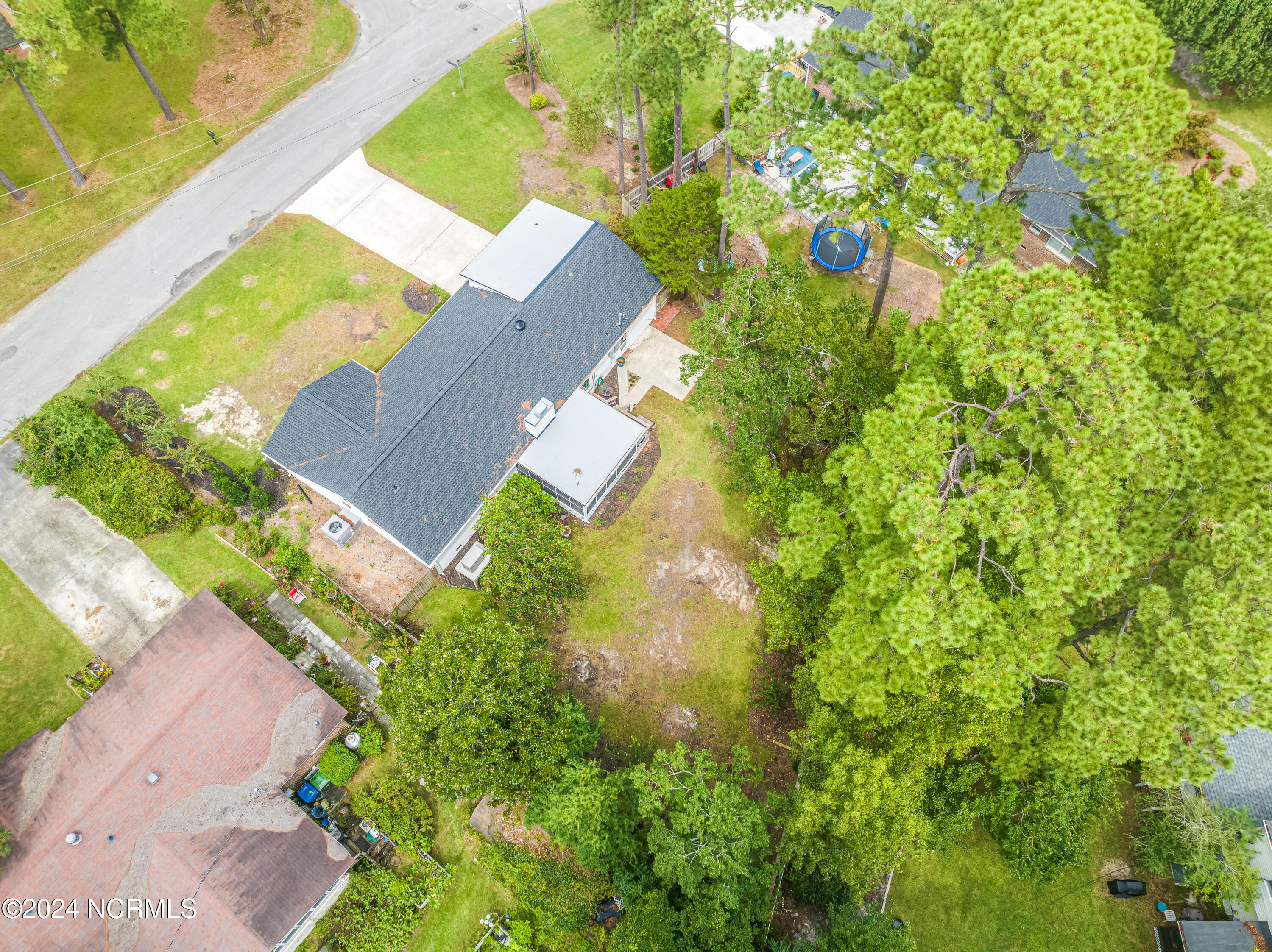 318 W Blackbeard Road