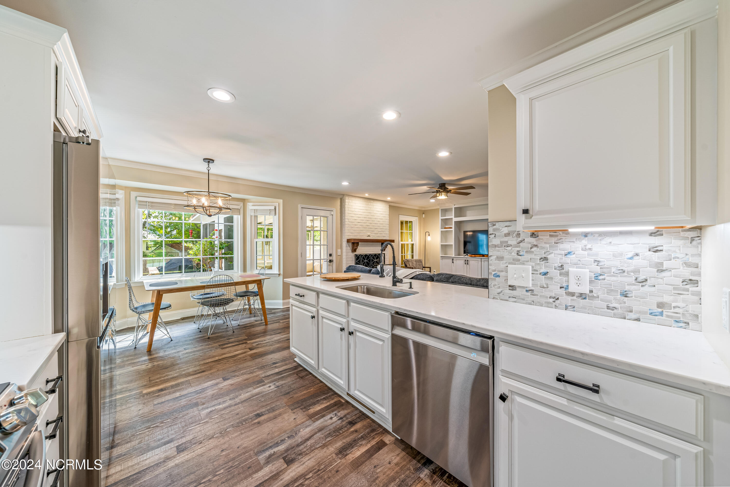 318 W Blackbeard Road