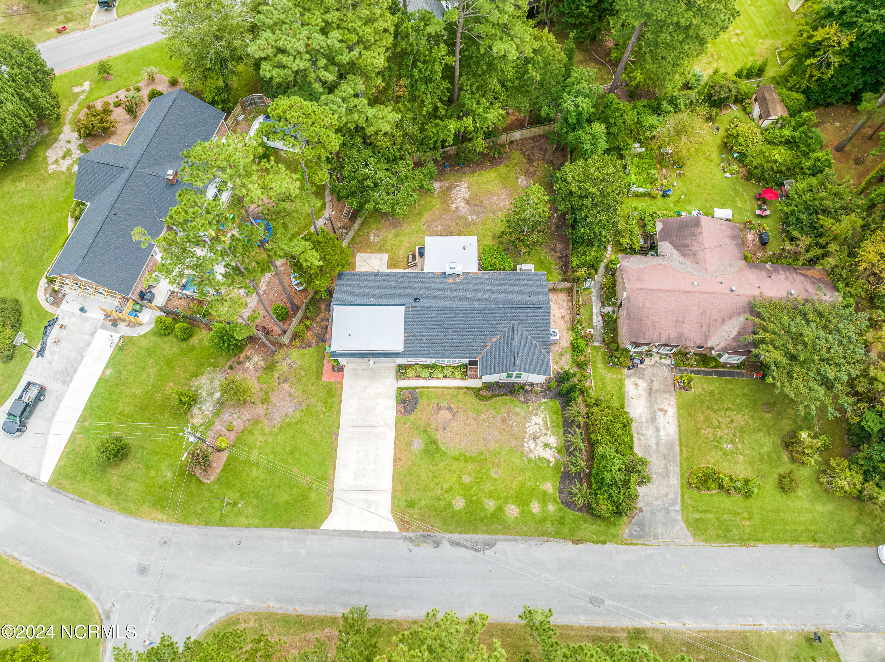 318 W Blackbeard Road