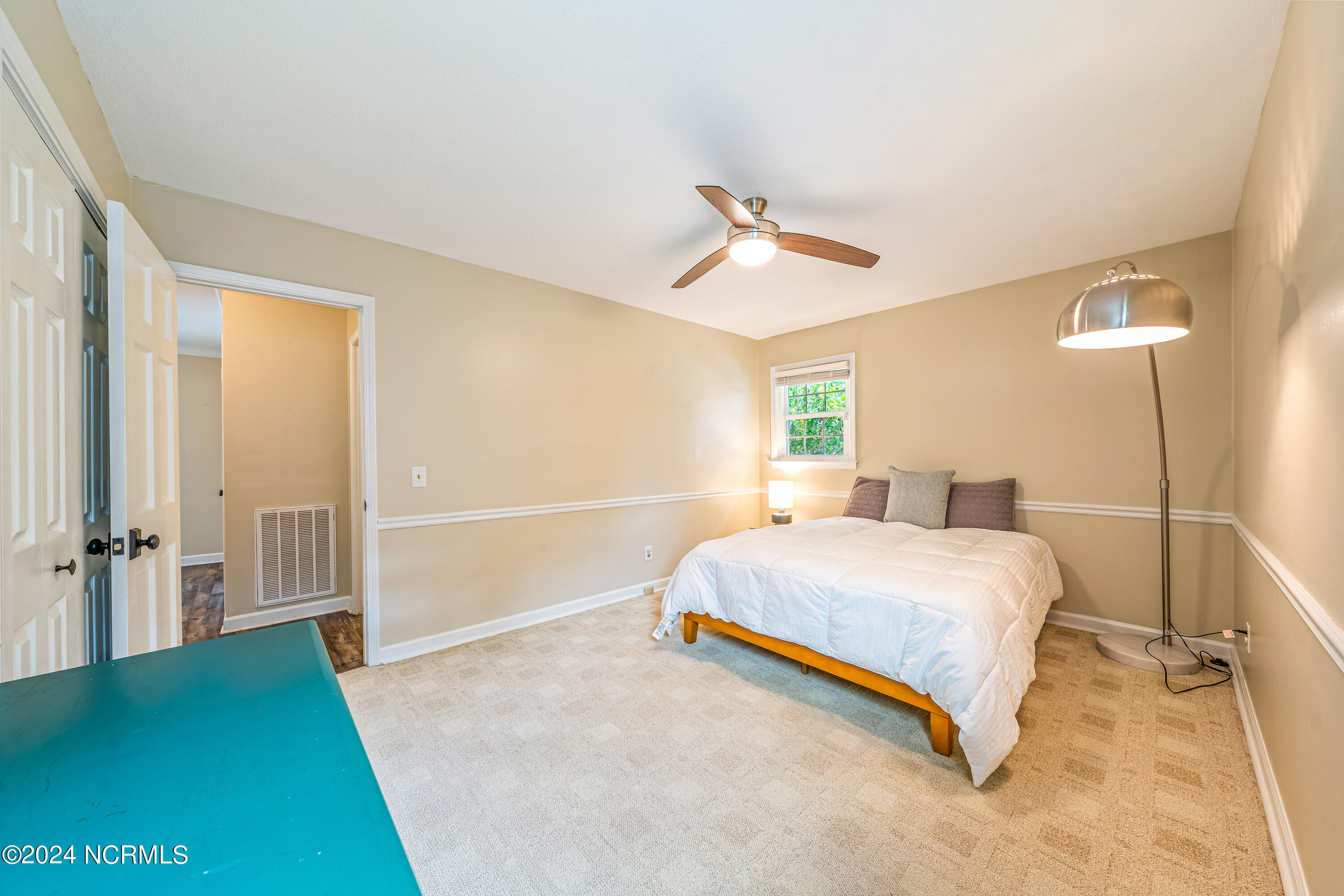 318 W Blackbeard Road