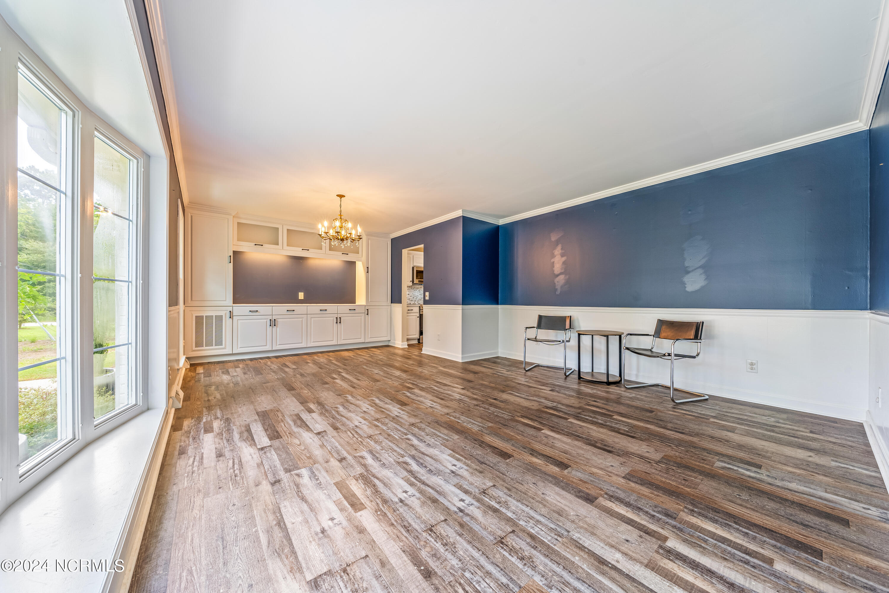 318 W Blackbeard Road