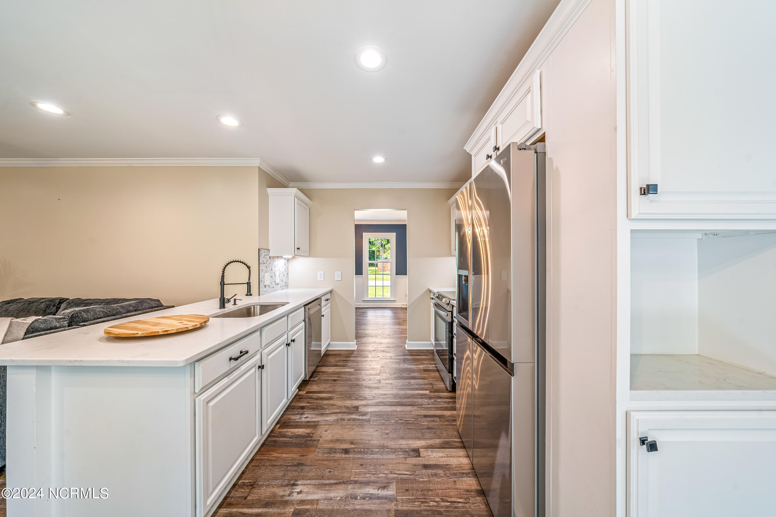 318 W Blackbeard Road