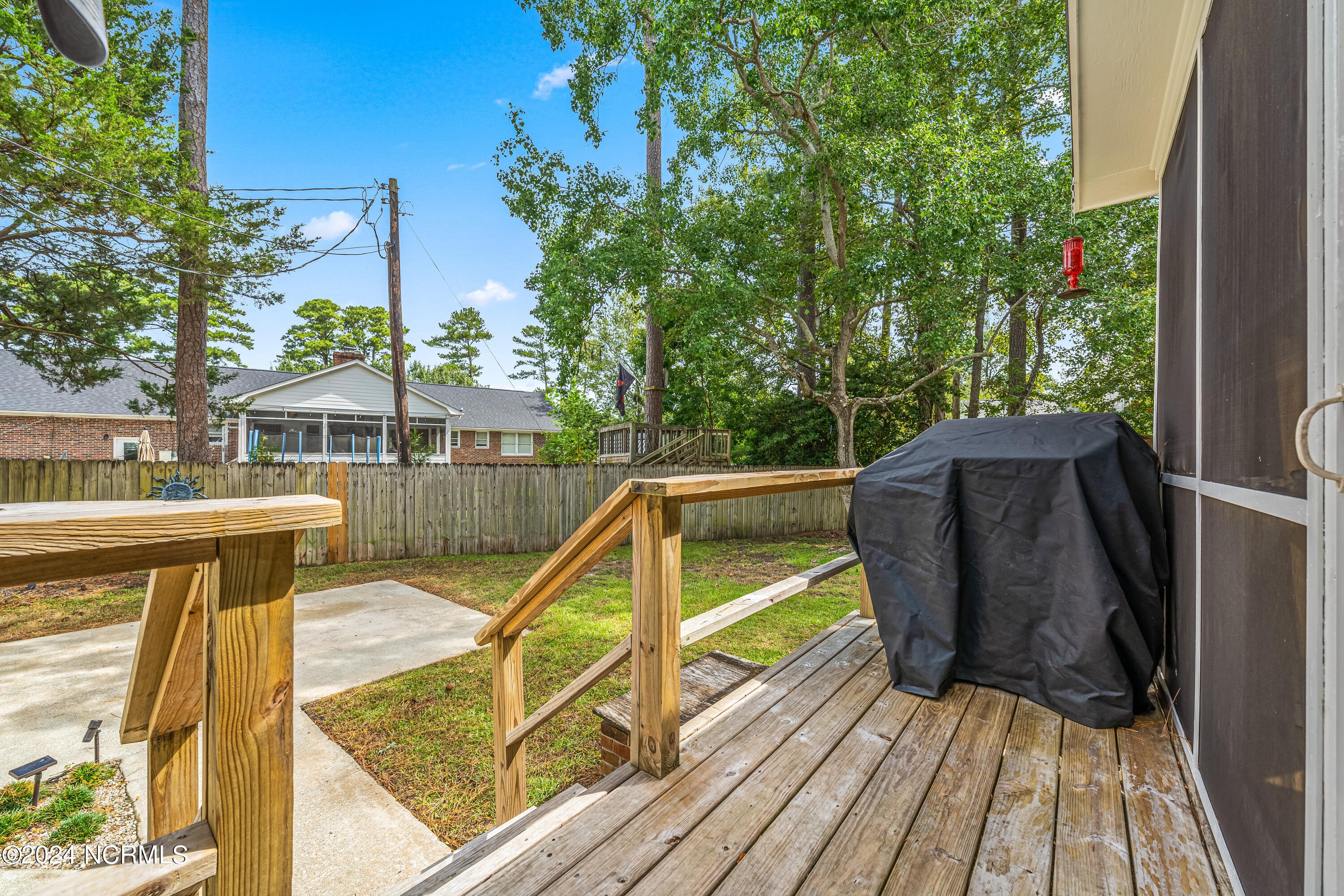 318 W Blackbeard Road