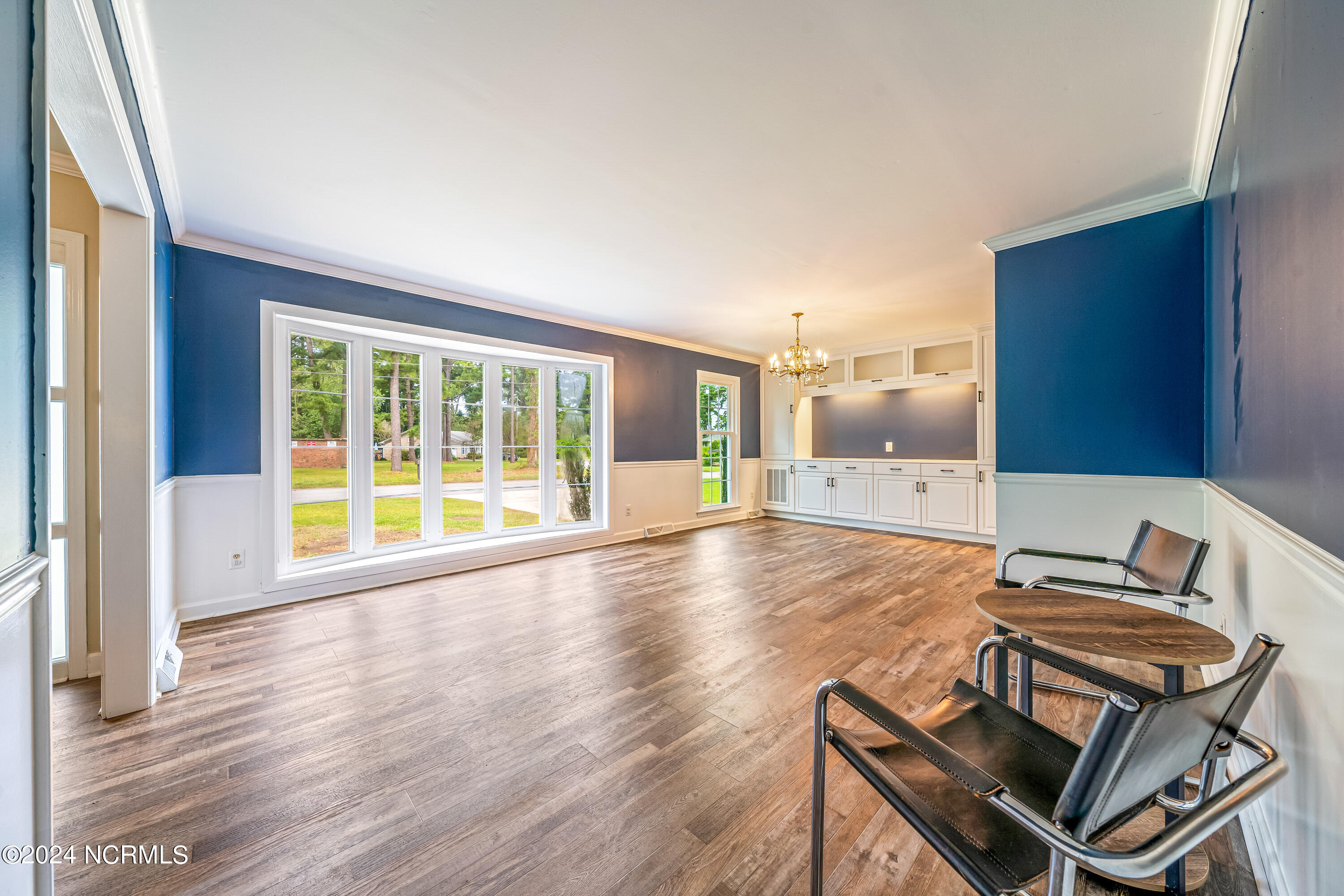 318 W Blackbeard Road