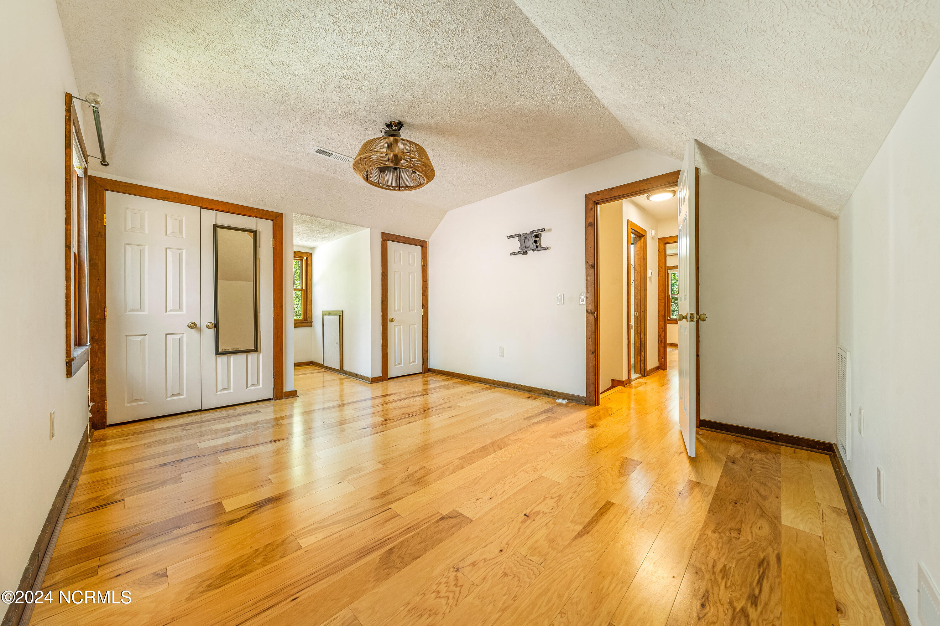 96 Tall Oaks Drive