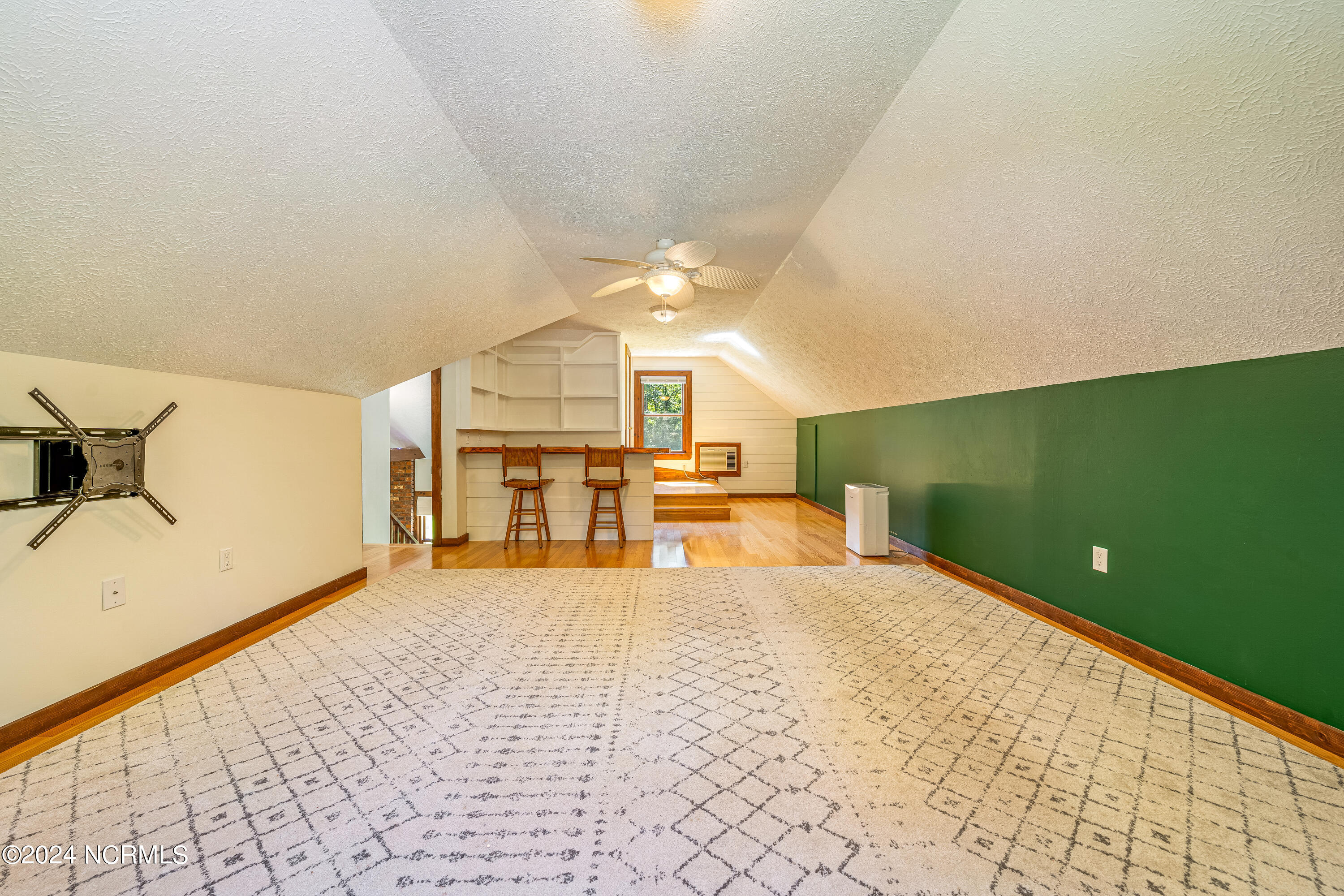 96 Tall Oaks Drive