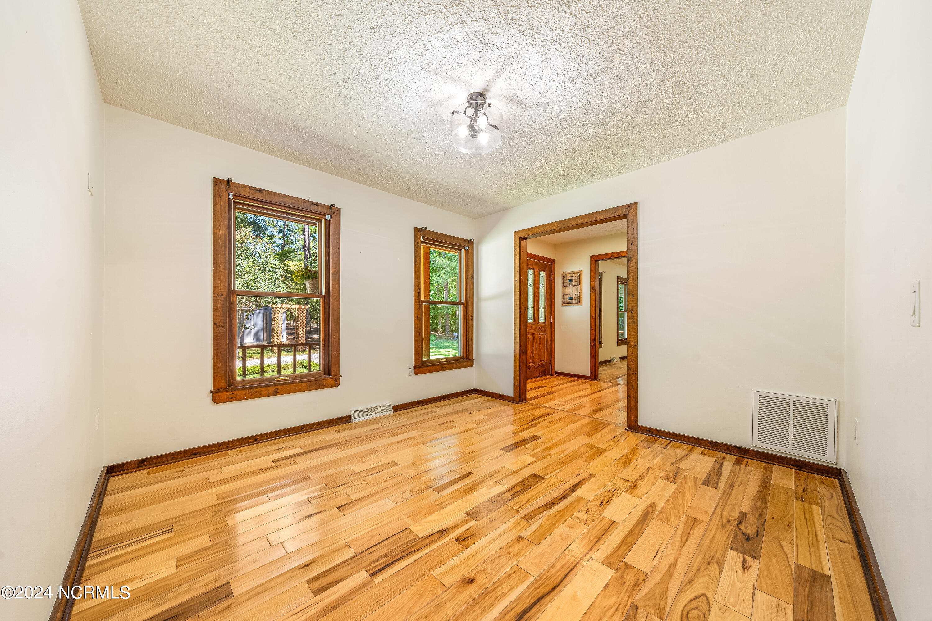 96 Tall Oaks Drive